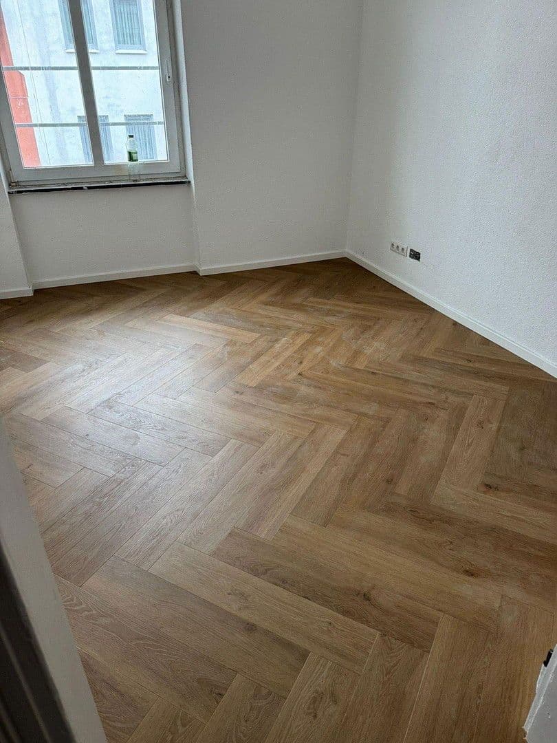 Pronájem bytu 4+1 102 m², Bad Neuenahr-Ahrweiler, Porýní-Falc Pronájem bytu 4+1 102 m², Bad Neuenahr-Ahrweiler, Porýní-Falc