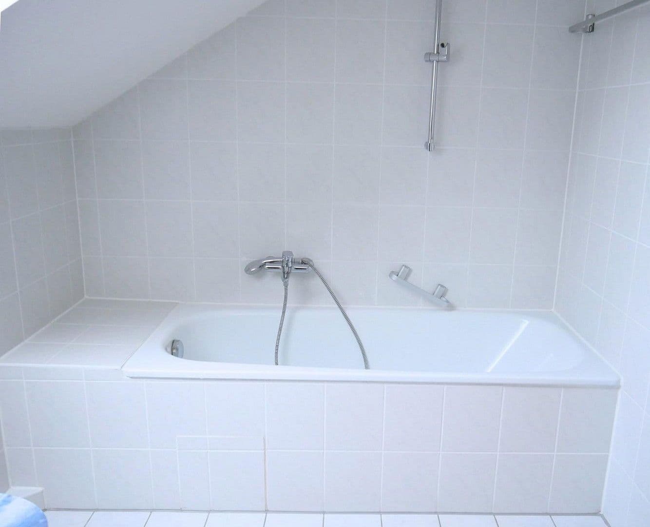 Pronájem bytu 2+1 47 m², Gröbenzell, Bavorsko Pronájem bytu 2+1 47 m², Gröbenzell, Bavorsko