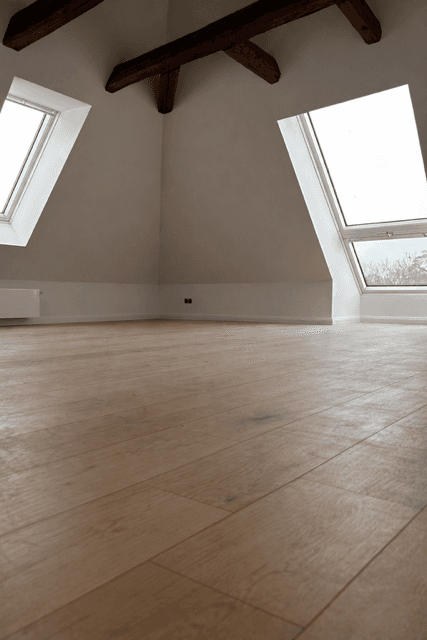 Pronájem bytu 5+1 145 m², Kohlhökerstrasse, Bremen, Bremen Pronájem bytu 5+1 145 m², Kohlhökerstrasse, Bremen, Bremen