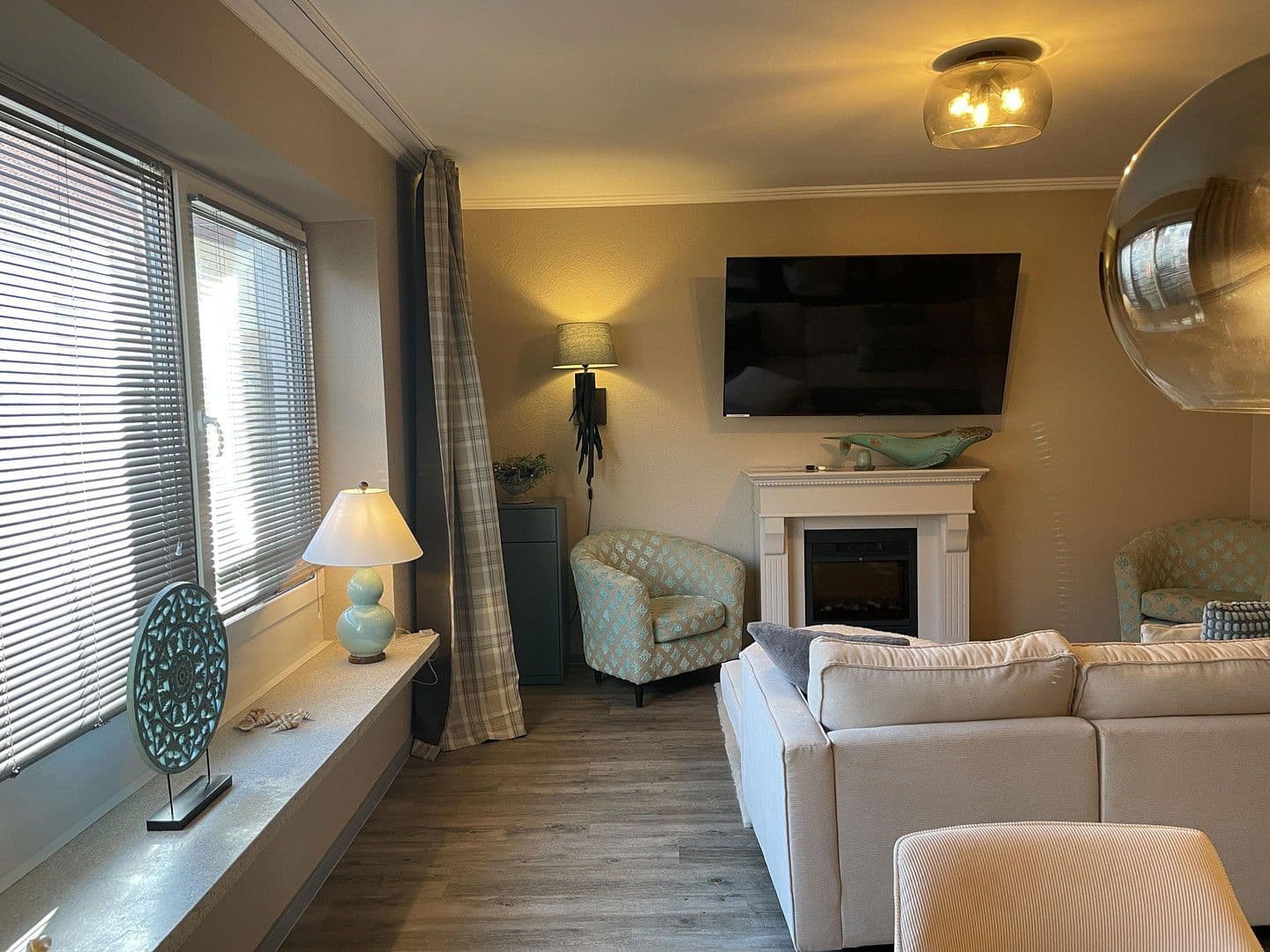 Prodej domu 750 m², pozemek 1.179 m², Hauptstraße 50 A, Hage, Dolní Sasko Prodej domu 750 m², pozemek 1.179 m², Hauptstraße 50 A, Hage, Dolní Sasko