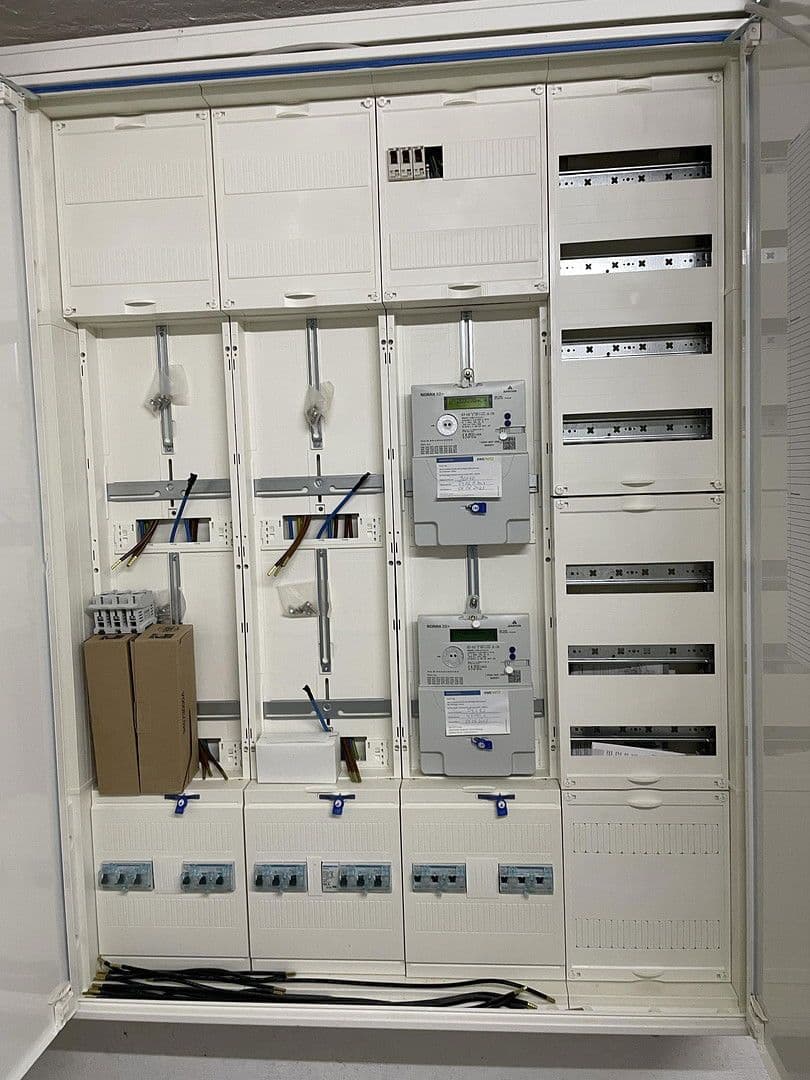 Prodej domu 750 m², pozemek 1.179 m², Hauptstraße 50 A, Hage, Dolní Sasko Prodej domu 750 m², pozemek 1.179 m², Hauptstraße 50 A, Hage, Dolní Sasko