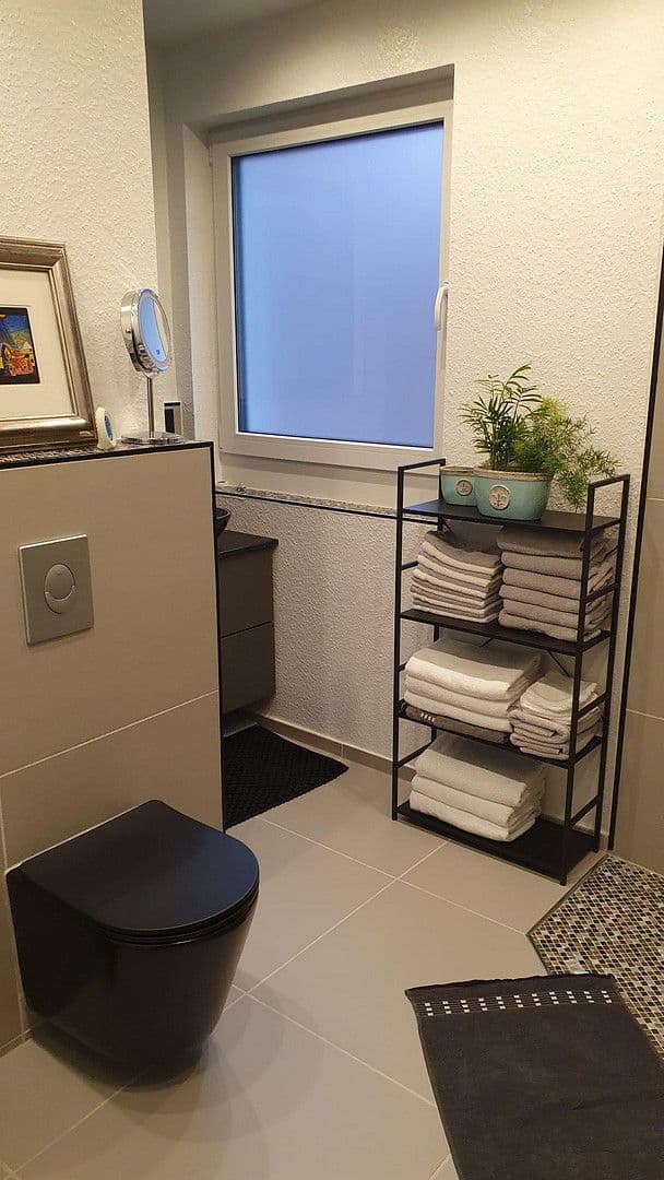 Prodej domu 750 m², pozemek 1.179 m², Hauptstraße 50 A, Hage, Dolní Sasko Prodej domu 750 m², pozemek 1.179 m², Hauptstraße 50 A, Hage, Dolní Sasko