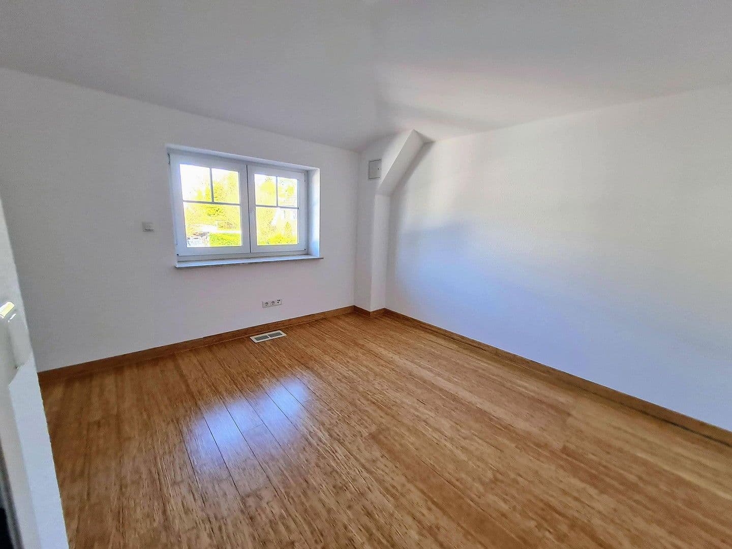 Prodej domu 151 m², pozemek 350 m², Hamburg, Hamburg Prodej domu 151 m², pozemek 350 m², Hamburg, Hamburg