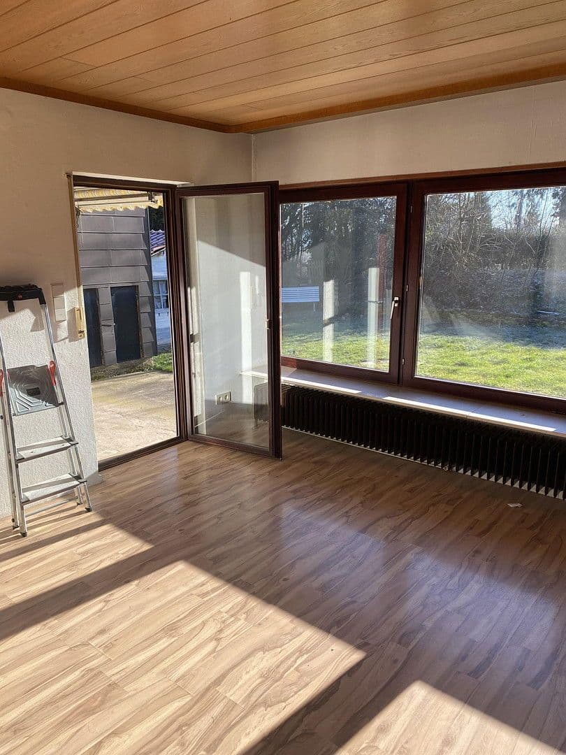 Prodej domu 220 m², pozemek 881 m², Gaugraf-Zeisolf-Str. 3, Sinsheim, Bádensko-Württembersko Prodej domu 220 m², pozemek 881 m², Gaugraf-Zeisolf-Str. 3, Sinsheim, Bádensko-Württembersko