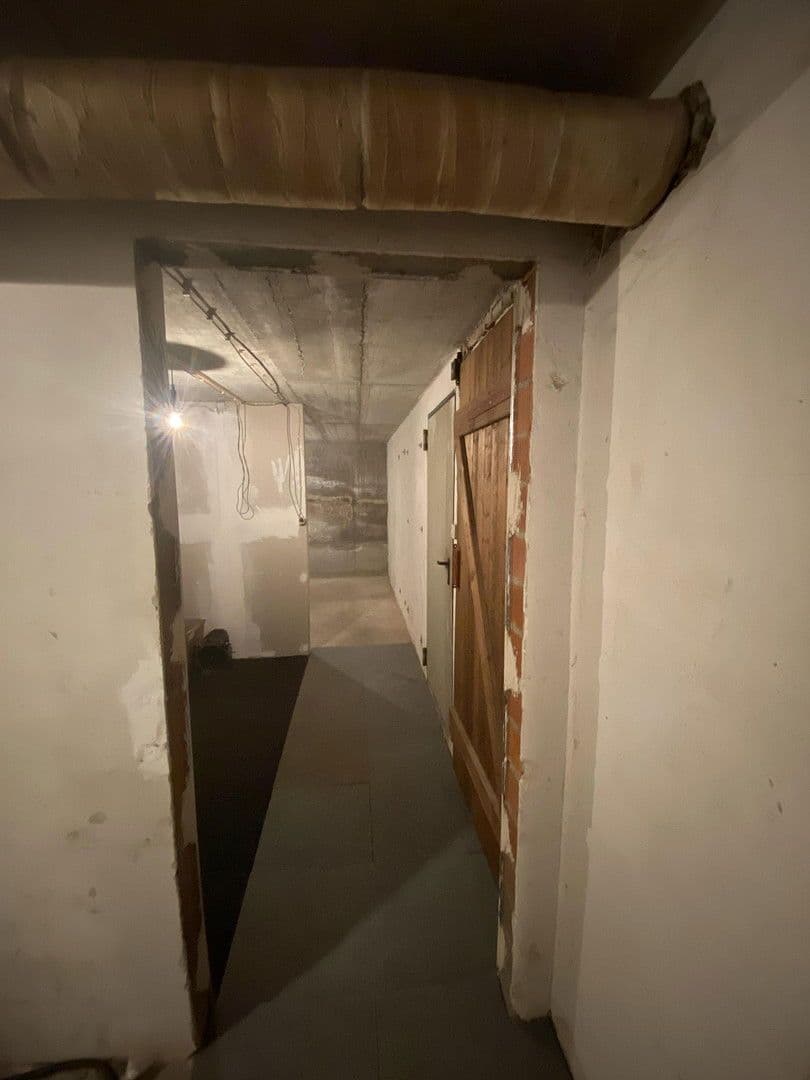 Prodej domu 220 m², pozemek 881 m², Gaugraf-Zeisolf-Str. 3, Sinsheim, Bádensko-Württembersko Prodej domu 220 m², pozemek 881 m², Gaugraf-Zeisolf-Str. 3, Sinsheim, Bádensko-Württembersko