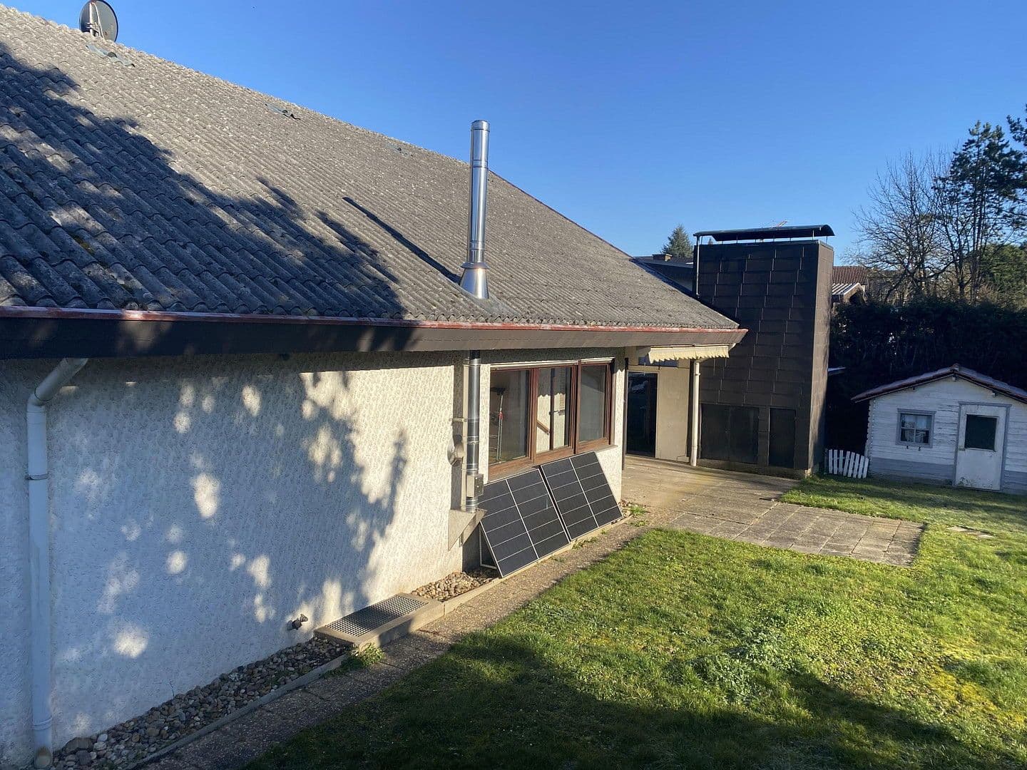 Prodej domu 220 m², pozemek 881 m², Gaugraf-Zeisolf-Str. 3, Sinsheim, Bádensko-Württembersko Prodej domu 220 m², pozemek 881 m², Gaugraf-Zeisolf-Str. 3, Sinsheim, Bádensko-Württembersko