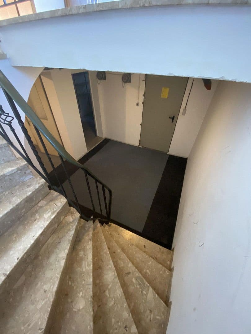 Prodej domu 220 m², pozemek 881 m², Gaugraf-Zeisolf-Str. 3, Sinsheim, Bádensko-Württembersko Prodej domu 220 m², pozemek 881 m², Gaugraf-Zeisolf-Str. 3, Sinsheim, Bádensko-Württembersko