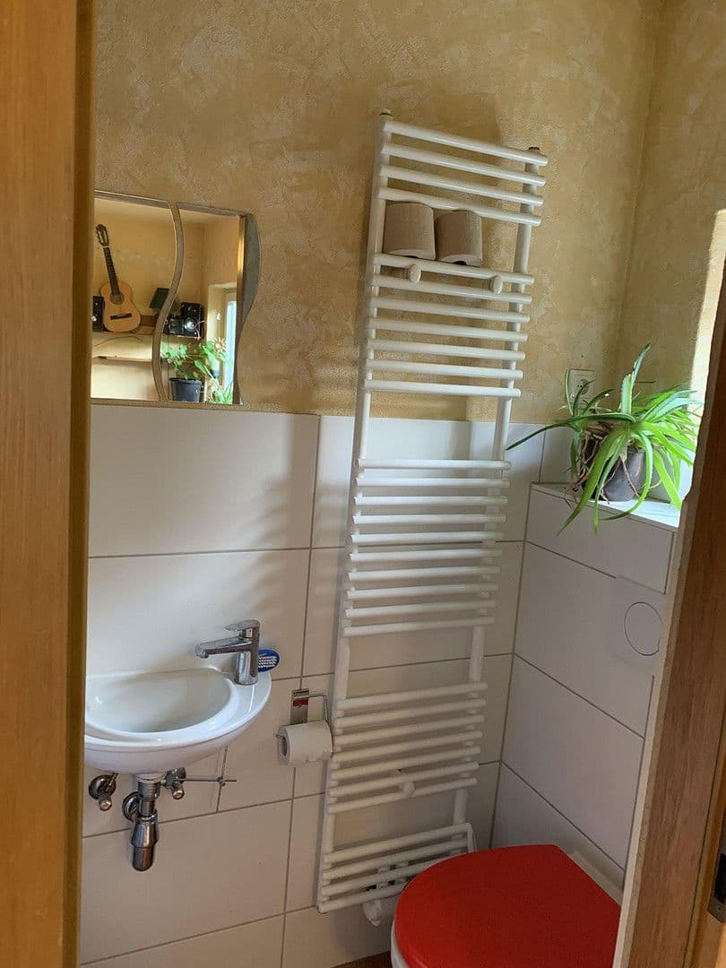 Prodej domu 180 m², pozemek 168 m², Am Hügel 6, Saalfeld/Saale, Durynsko Prodej domu 180 m², pozemek 168 m², Am Hügel 6, Saalfeld/Saale, Durynsko