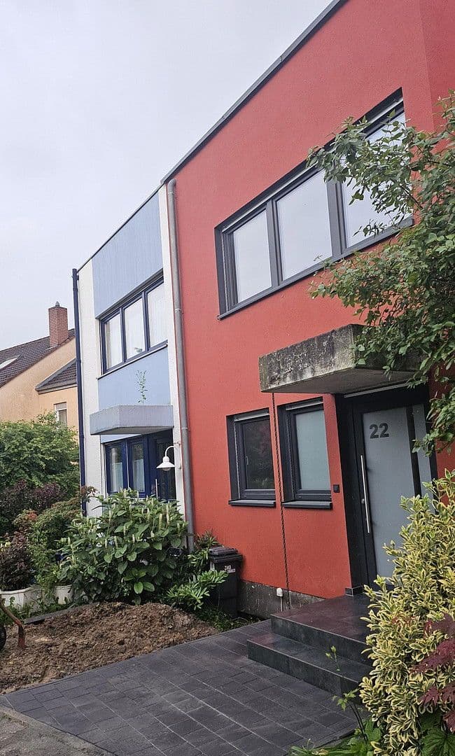 Pronájem domu 120 m², pozemek 172 m², Bensheim, Hessen Pronájem domu 120 m², pozemek 172 m², Bensheim, Hessen