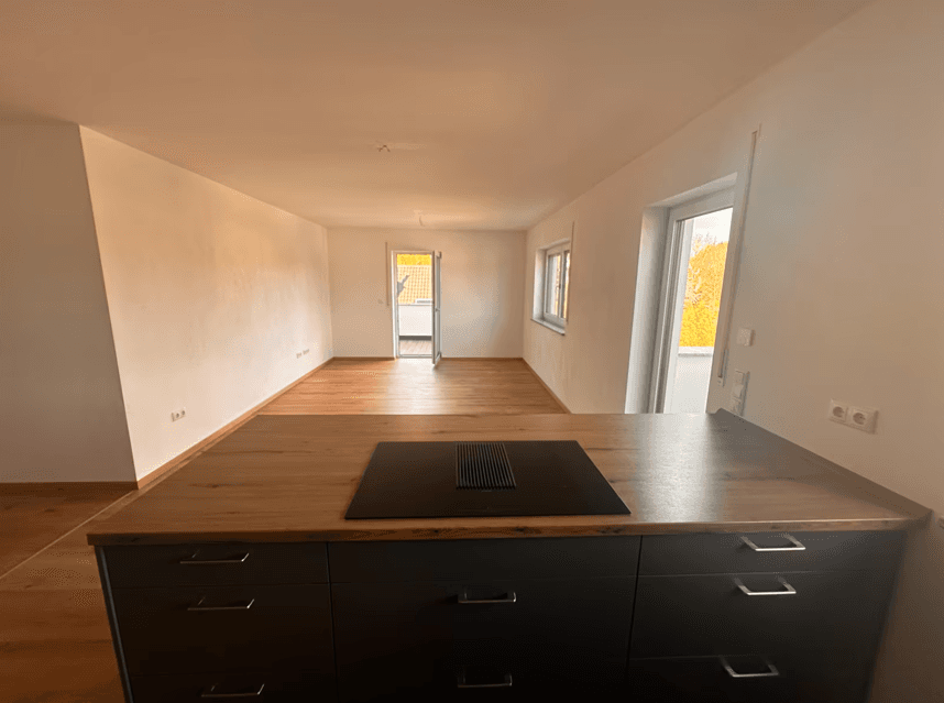 Pronájem bytu 4+1 118 m², Austr. 2, Wernberg-Köblitz, Bavorsko Pronájem bytu 4+1 118 m², Austr. 2, Wernberg-Köblitz, Bavorsko