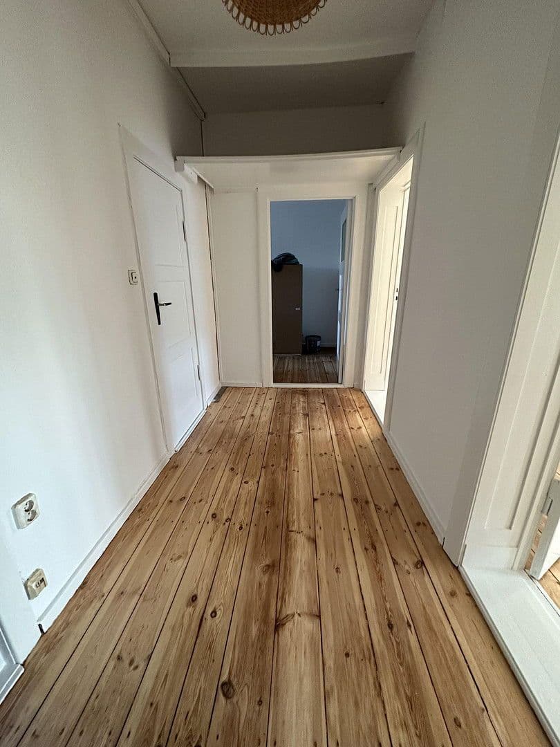 Pronájem bytu 3+1 68 m², Köllnische Straße 44a, Berlin, Berlín Pronájem bytu 3+1 68 m², Köllnische Straße 44a, Berlin, Berlín