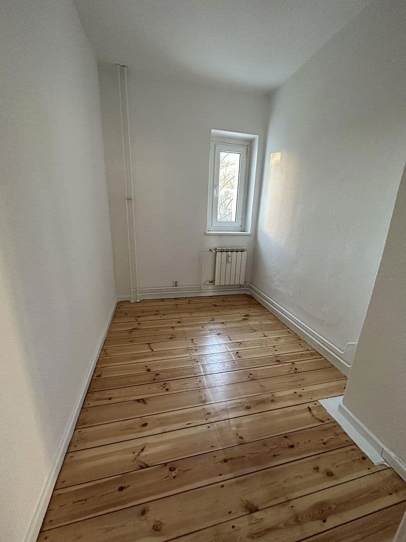 Pronájem bytu 3+1 68 m², Köllnische Straße 44a, Berlin, Berlín Pronájem bytu 3+1 68 m², Köllnische Straße 44a, Berlin, Berlín