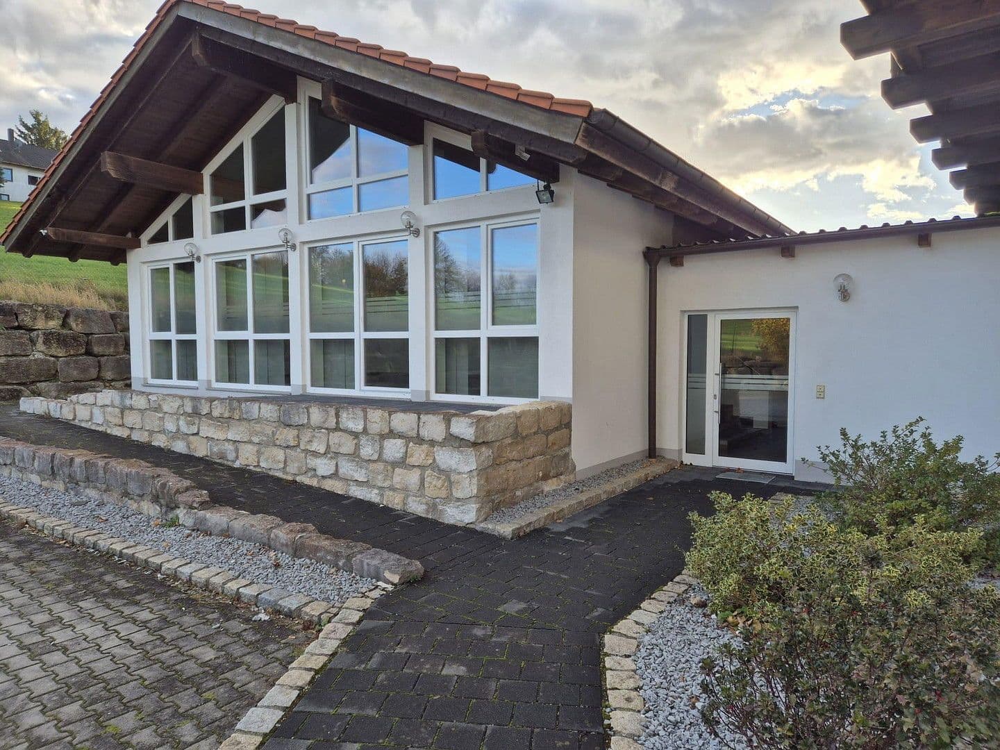 Pronájem kanceláře 150 m², Schwindegg, Bavorsko Pronájem kanceláře 150 m², Schwindegg, Bavorsko