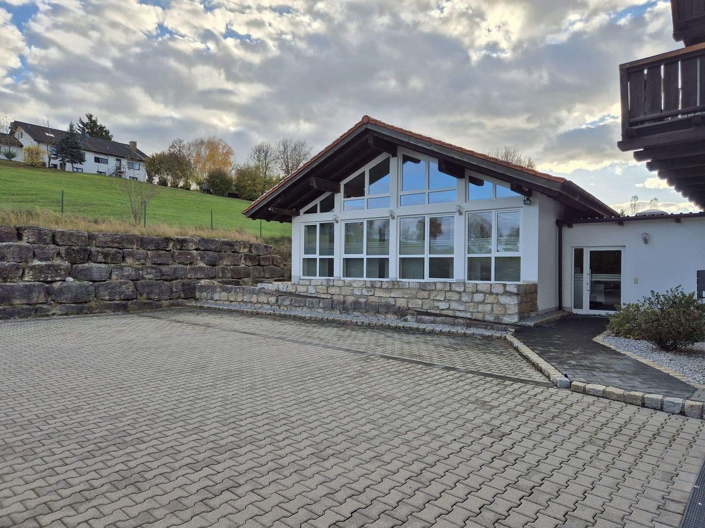 Pronájem kanceláře 150 m², Schwindegg, Bavorsko Pronájem kanceláře 150 m², Schwindegg, Bavorsko