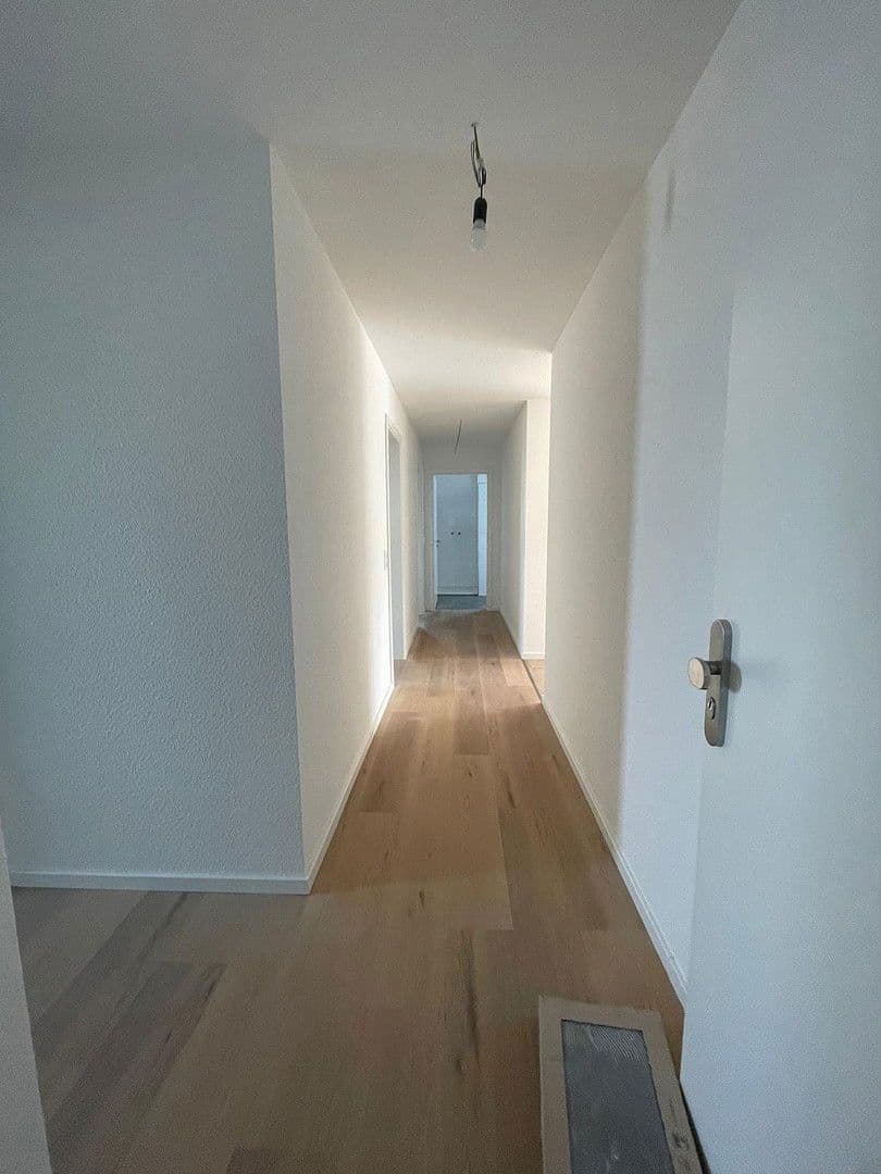 Pronájem bytu 3+1 104 m², Oskar-Frey-Str. 22, Philippsburg, Bádensko-Württembersko Pronájem bytu 3+1 104 m², Oskar-Frey-Str. 22, Philippsburg, Bádensko-Württembersko