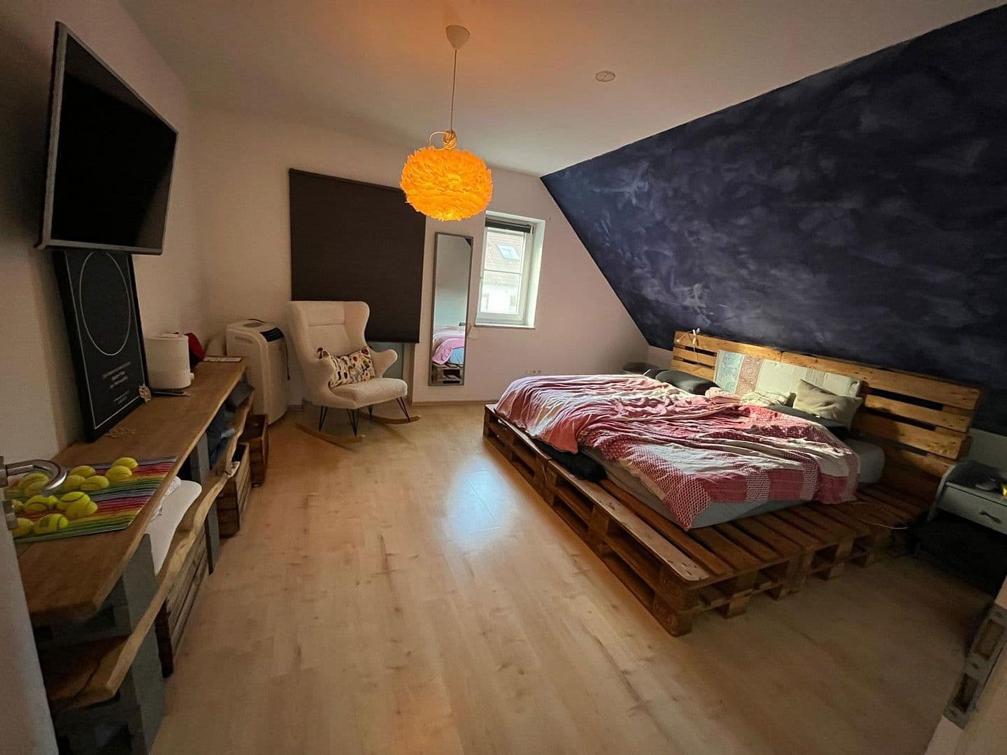 Prodej domu 135 m², pozemek 350 m², Avisgrund 20, Hettenshausen, Bavorsko Prodej domu 135 m², pozemek 350 m², Avisgrund 20, Hettenshausen, Bavorsko