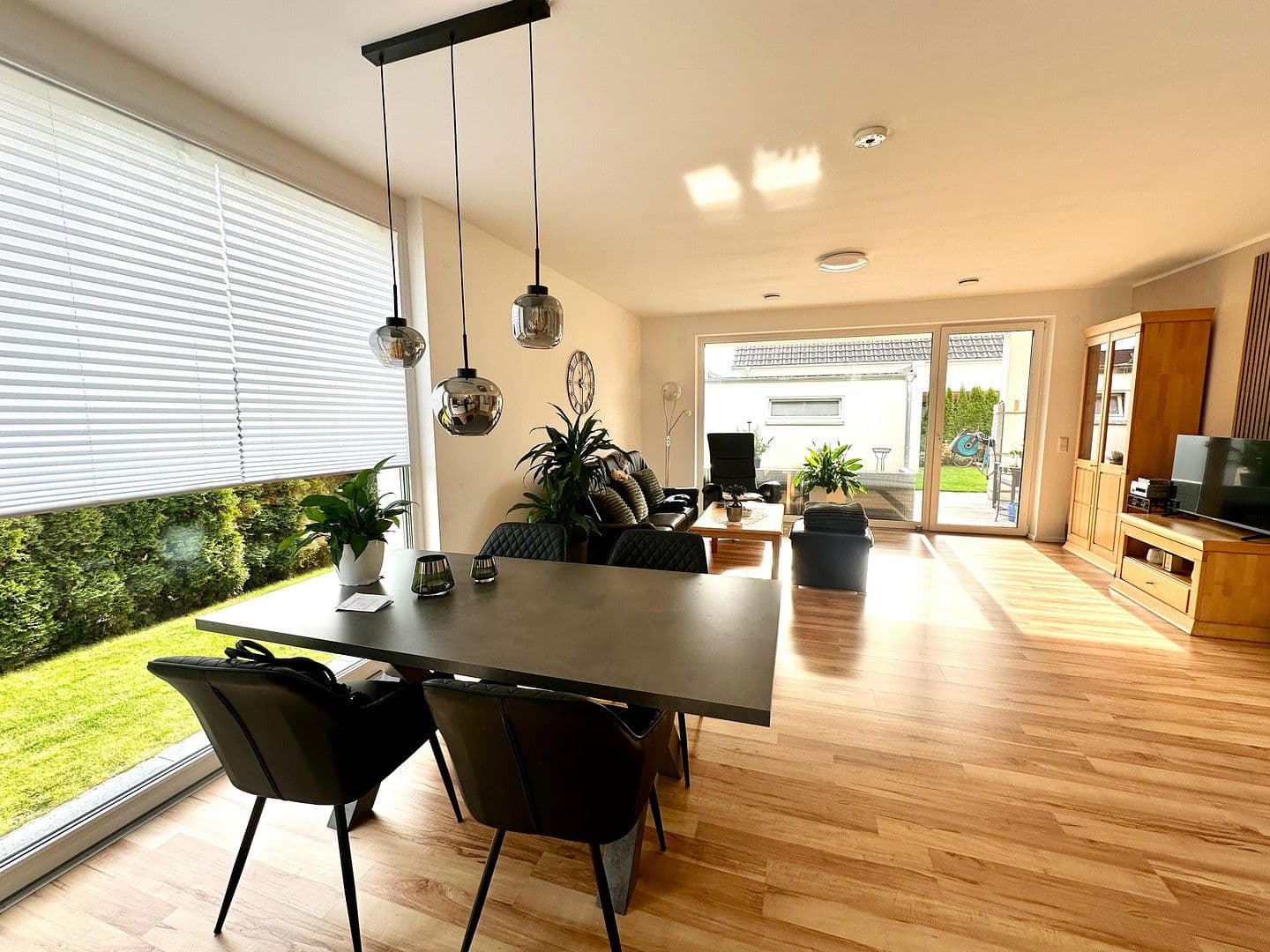 Prodej domu 578 m², pozemek 605 m², Lise-Meitner Straße 7, Hildesheim, Dolní Sasko Prodej domu 578 m², pozemek 605 m², Lise-Meitner Straße 7, Hildesheim, Dolní Sasko