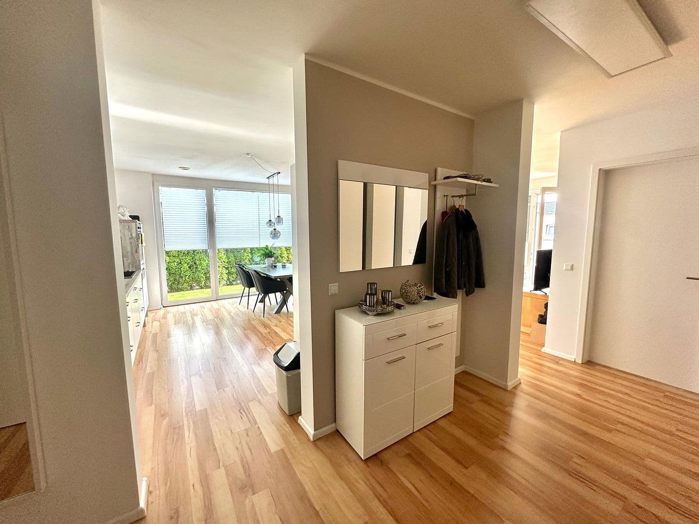 Prodej domu 578 m², pozemek 605 m², Lise-Meitner Straße 7, Hildesheim, Dolní Sasko Prodej domu 578 m², pozemek 605 m², Lise-Meitner Straße 7, Hildesheim, Dolní Sasko