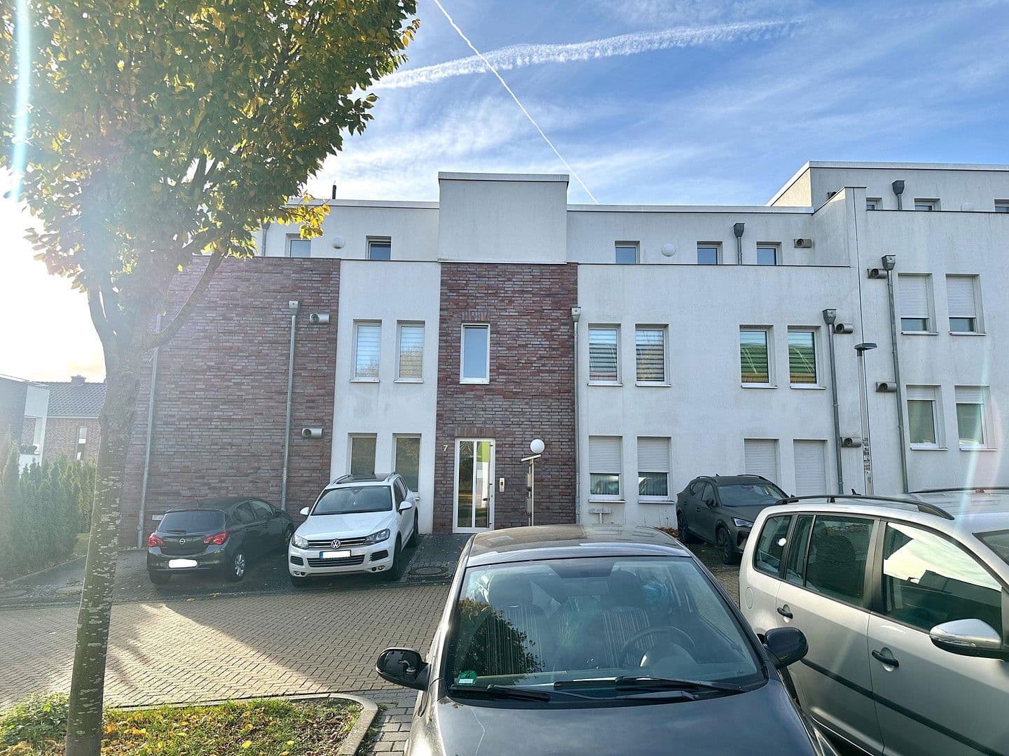 Prodej domu 578 m², pozemek 605 m², Lise-Meitner Straße 7, Hildesheim, Dolní Sasko Prodej domu 578 m², pozemek 605 m², Lise-Meitner Straße 7, Hildesheim, Dolní Sasko