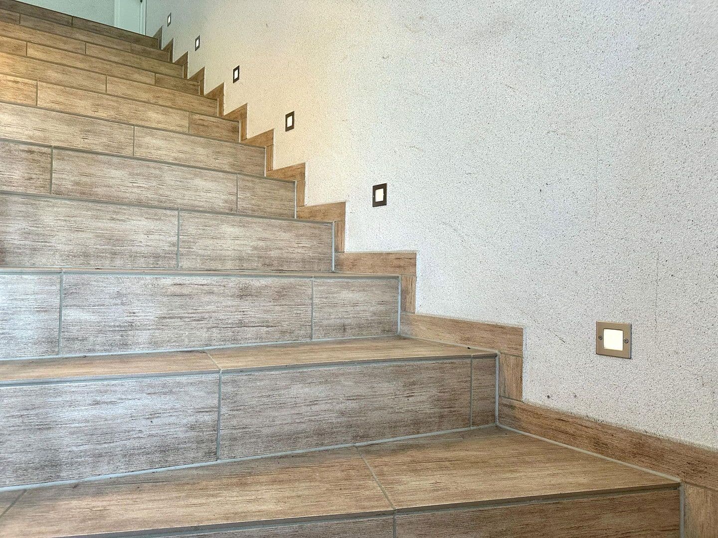 Prodej domu 578 m², pozemek 605 m², Lise-Meitner Straße 7, Hildesheim, Dolní Sasko Prodej domu 578 m², pozemek 605 m², Lise-Meitner Straße 7, Hildesheim, Dolní Sasko