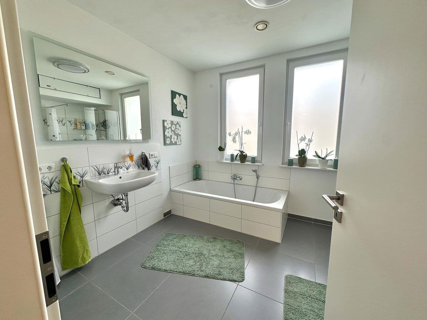 Prodej domu 578 m², pozemek 605 m², Lise-Meitner Straße 7, Hildesheim, Dolní Sasko Prodej domu 578 m², pozemek 605 m², Lise-Meitner Straße 7, Hildesheim, Dolní Sasko