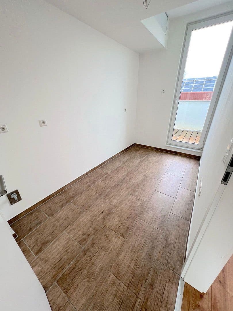 Prodej domu 578 m², pozemek 605 m², Lise-Meitner Straße 7, Hildesheim, Dolní Sasko Prodej domu 578 m², pozemek 605 m², Lise-Meitner Straße 7, Hildesheim, Dolní Sasko