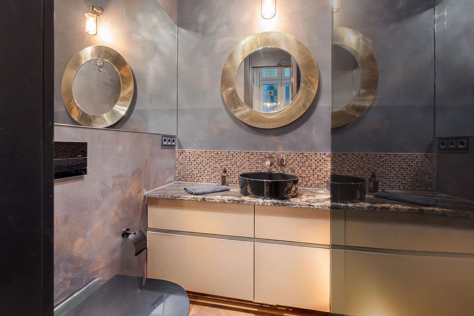 Prodej bytu 5+1 160 m², Berlin, Berlín Prodej bytu 5+1 160 m², Berlin, Berlín