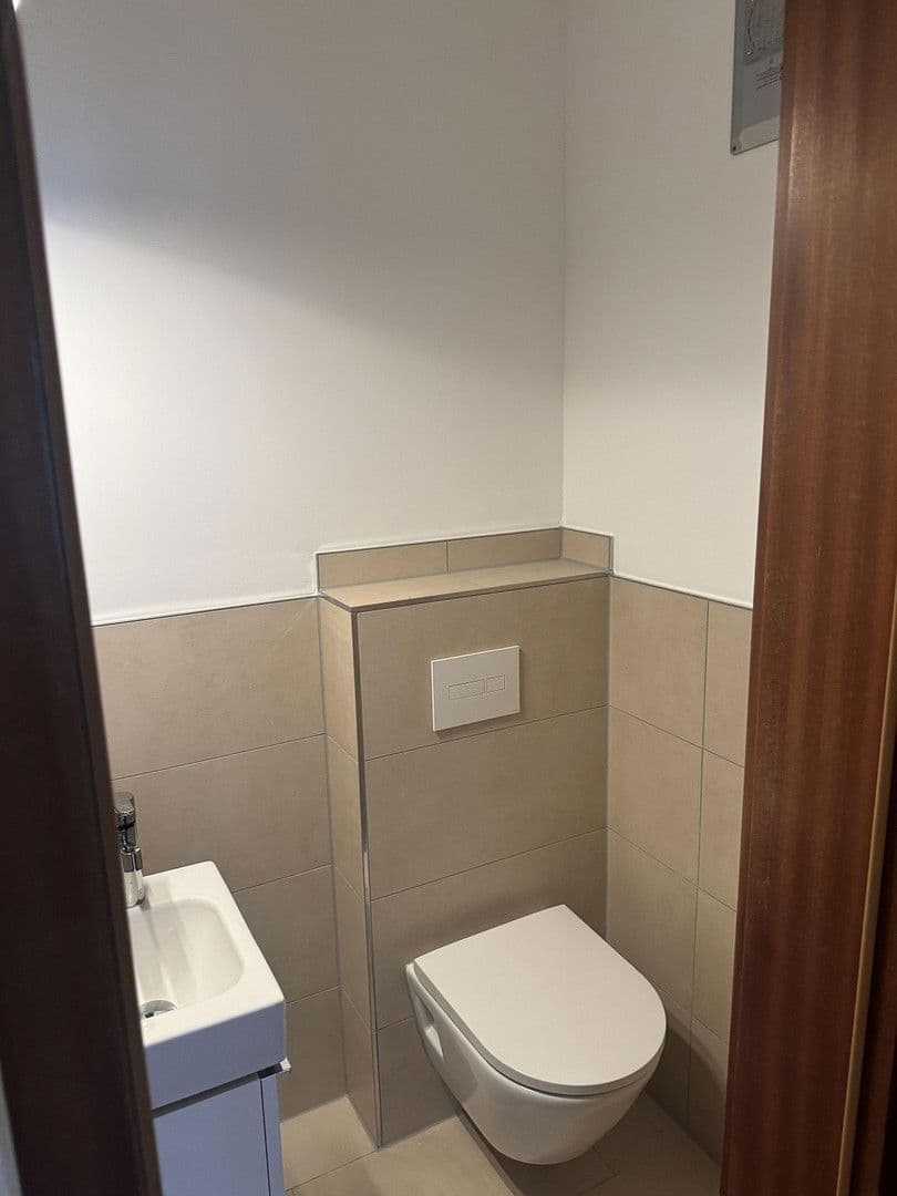 Pronájem bytu 3+1 91 m², Bremen, Bremen Pronájem bytu 3+1 91 m², Bremen, Bremen