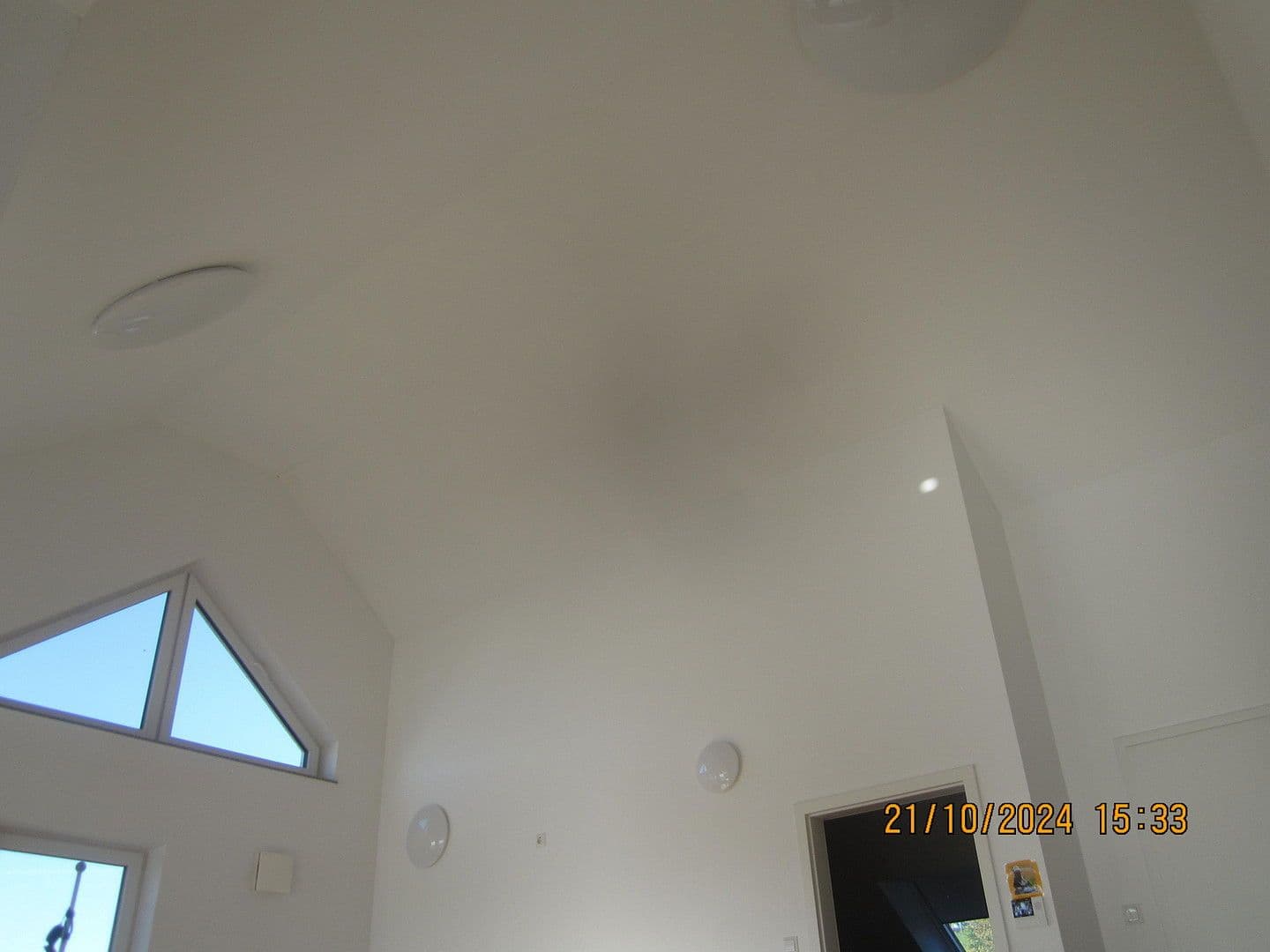 Pronájem bytu 2+kk 76 m², Friedrichshafen, Bádensko-Württembersko Pronájem bytu 2+kk 76 m², Friedrichshafen, Bádensko-Württembersko