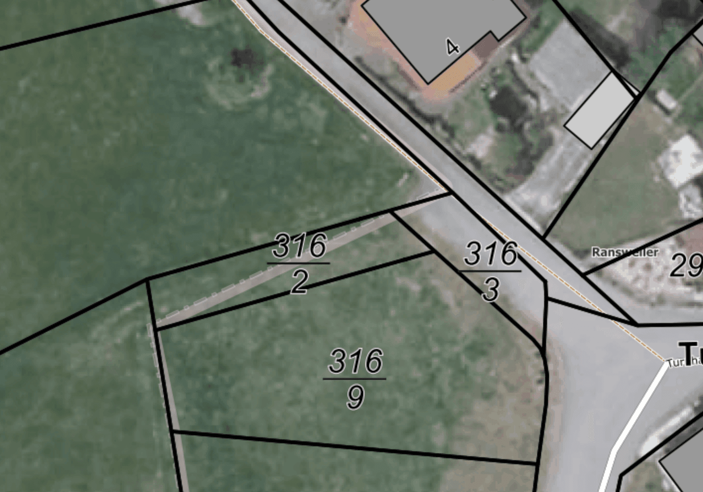 Prodej pozemku 561 m², Turnhallenstraße 6, Ransweiler, Porýní-Falc Prodej pozemku 561 m², Turnhallenstraße 6, Ransweiler, Porýní-Falc