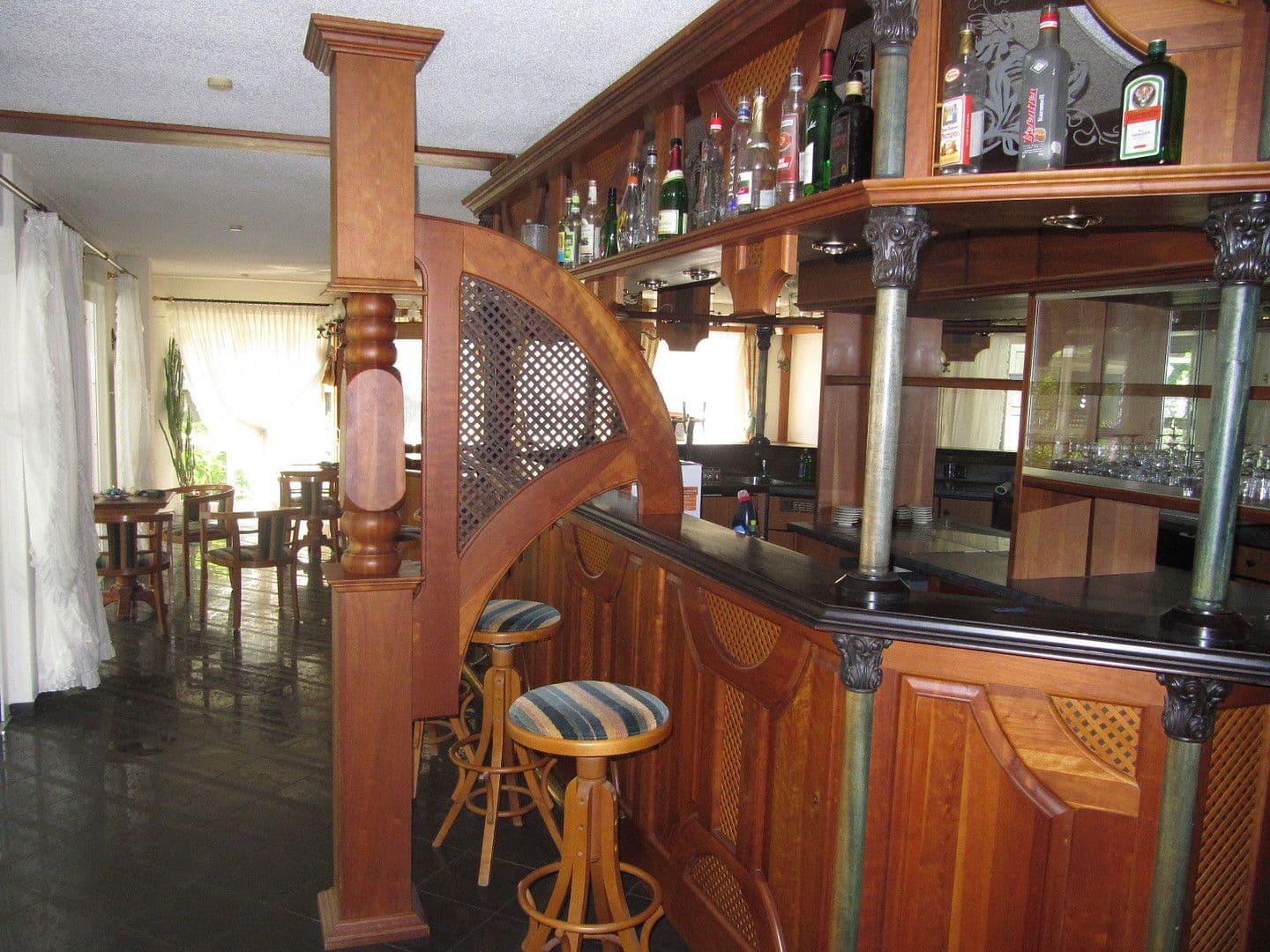 Prodej nebytového prostoru 1.799 m², Wernesgrüner Straße 39 d, Rodewisch, Sasko Prodej nebytového prostoru 1.799 m², Wernesgrüner Straße 39 d, Rodewisch, Sasko