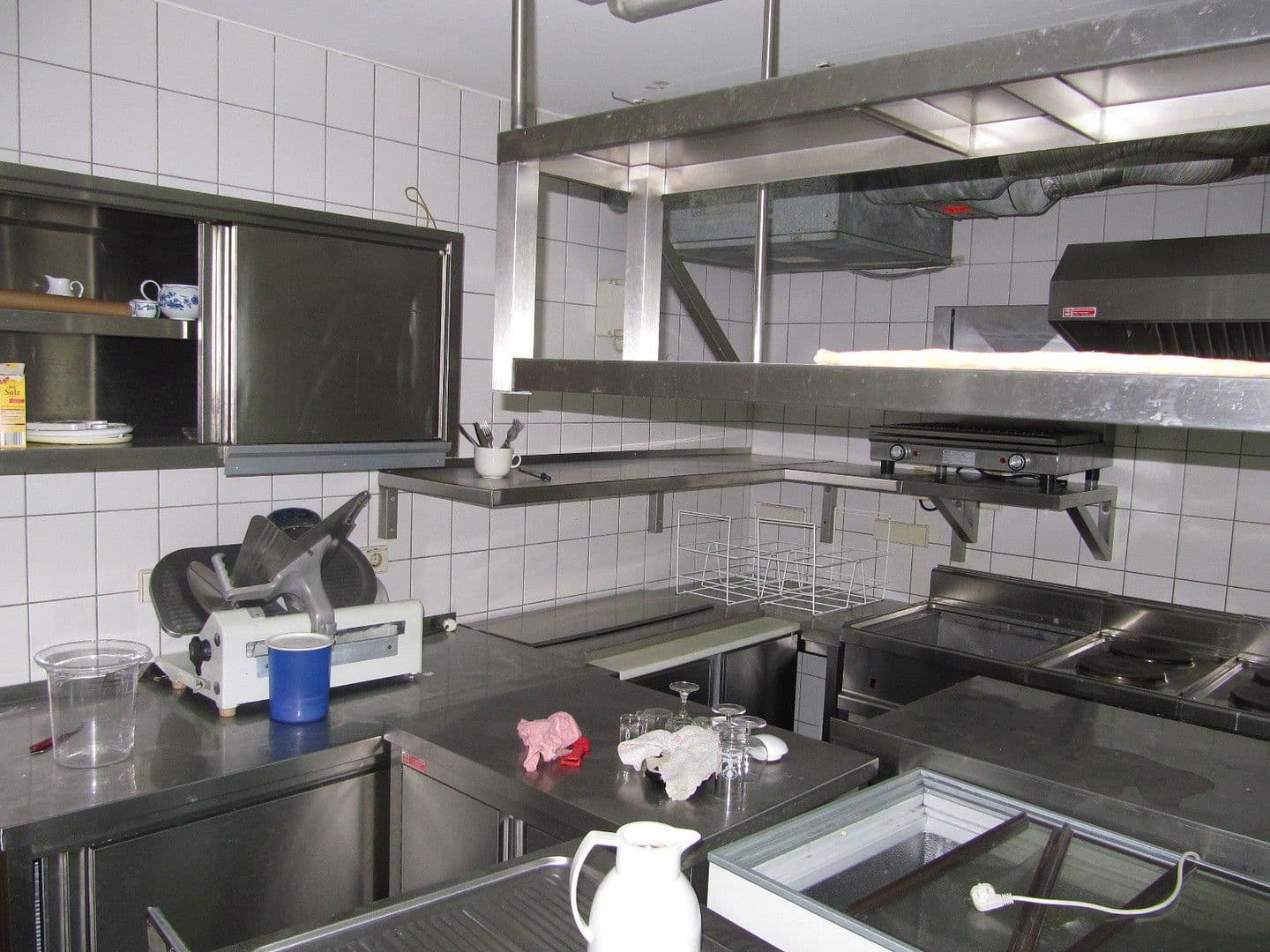 Prodej nebytového prostoru 1.799 m², Wernesgrüner Straße 39 d, Rodewisch, Sasko Prodej nebytového prostoru 1.799 m², Wernesgrüner Straße 39 d, Rodewisch, Sasko