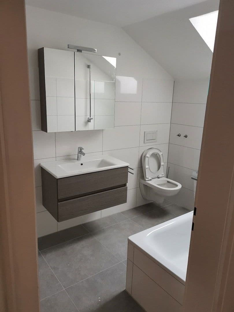 Pronájem bytu 3+1 60 m², Mozartstraße 6, Garching, Bavorsko Pronájem bytu 3+1 60 m², Mozartstraße 6, Garching, Bavorsko