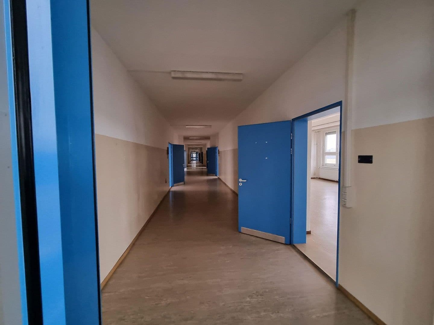 Prodej nebytového prostoru 19.000 m², Lützowstr. 1, Stavenhagen, Mecklenburg-Vorpommern Prodej nebytového prostoru 19.000 m², Lützowstr. 1, Stavenhagen, Mecklenburg-Vorpommern