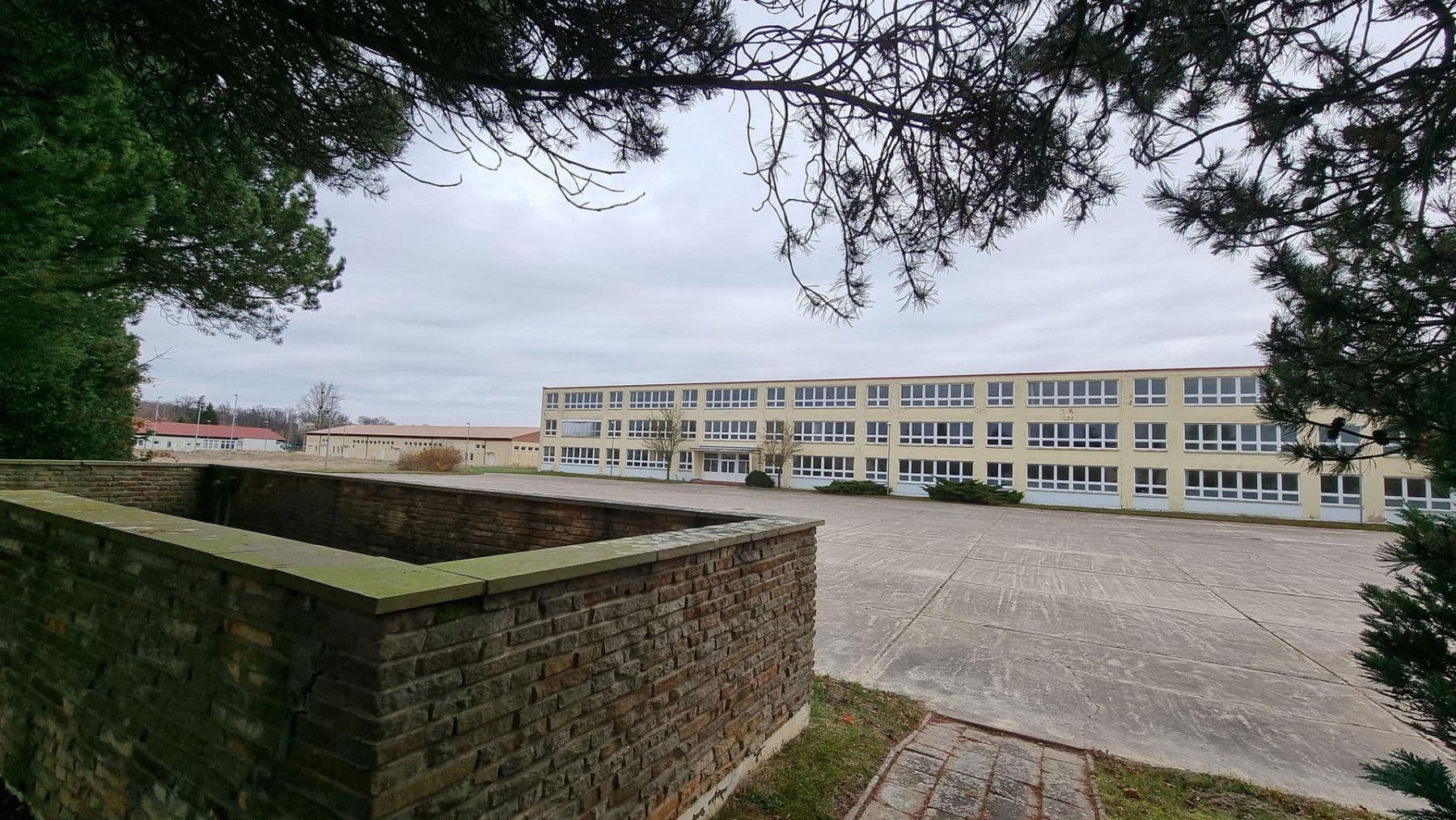 Prodej nebytového prostoru 19.000 m², Lützowstr. 1, Stavenhagen, Mecklenburg-Vorpommern Prodej nebytového prostoru 19.000 m², Lützowstr. 1, Stavenhagen, Mecklenburg-Vorpommern