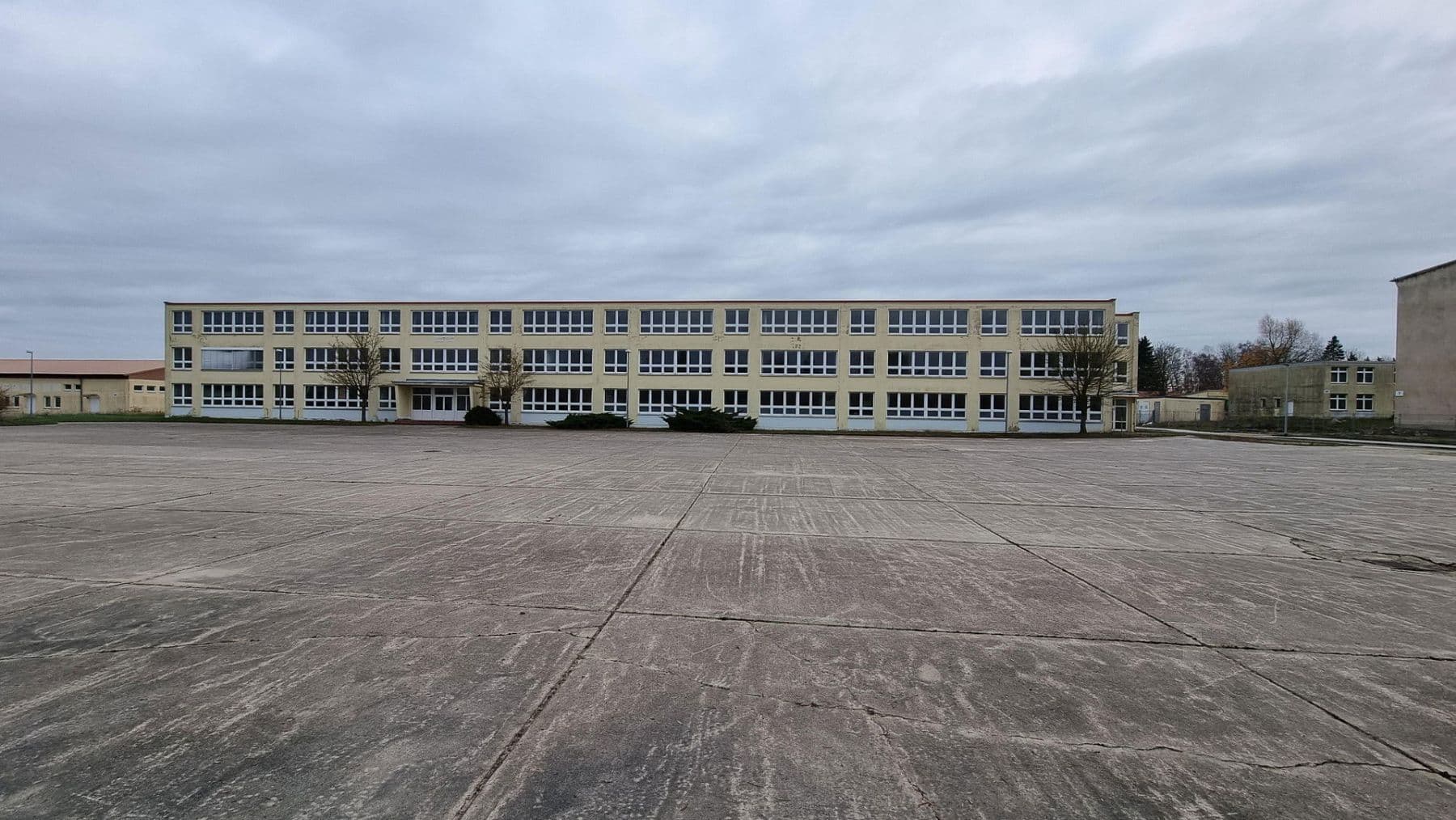 Prodej nebytového prostoru 19.000 m², Lützowstr. 1, Stavenhagen, Mecklenburg-Vorpommern Prodej nebytového prostoru 19.000 m², Lützowstr. 1, Stavenhagen, Mecklenburg-Vorpommern