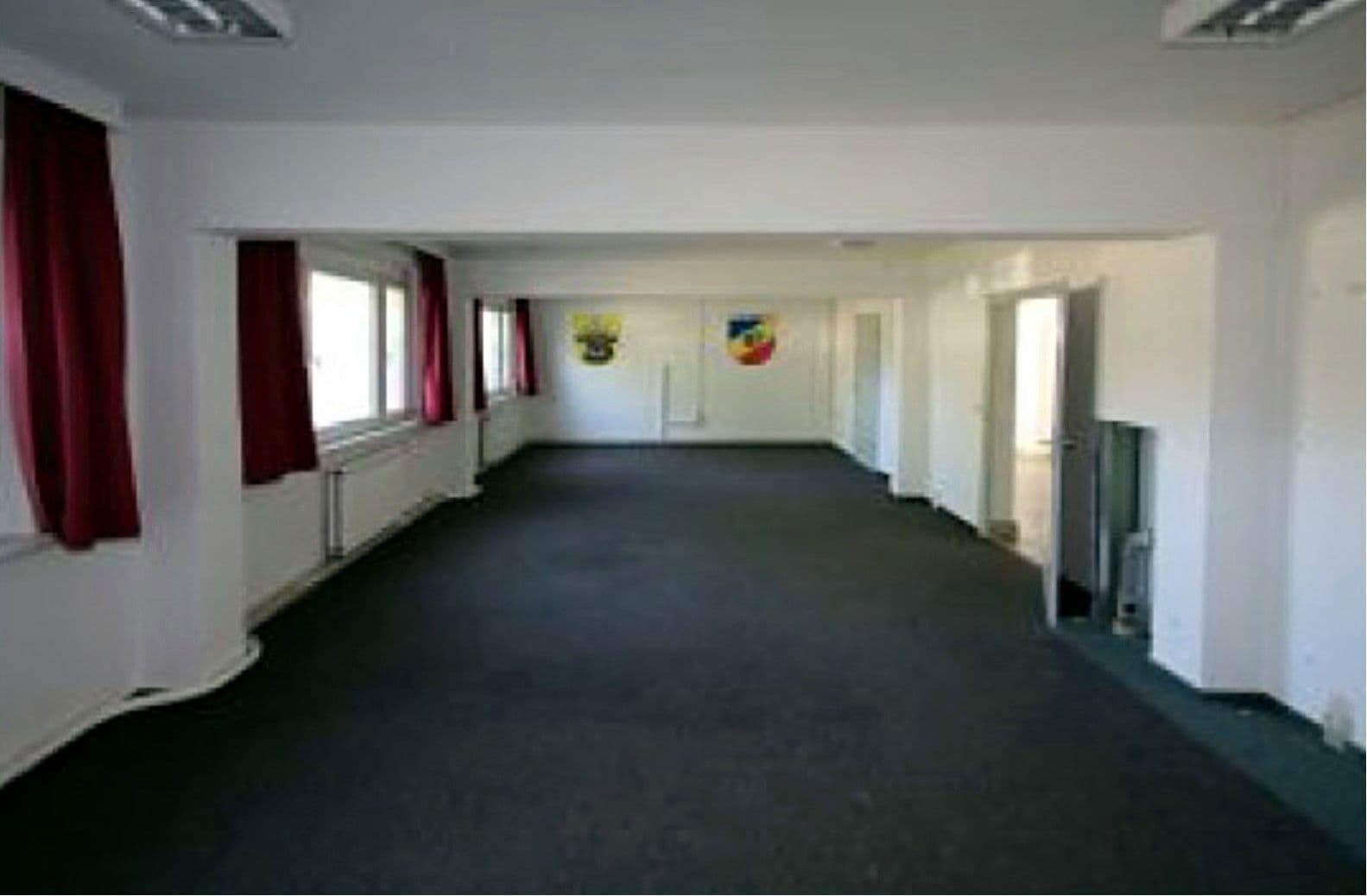 Prodej nebytového prostoru 19.000 m², Lützowstr. 1, Stavenhagen, Mecklenburg-Vorpommern Prodej nebytového prostoru 19.000 m², Lützowstr. 1, Stavenhagen, Mecklenburg-Vorpommern