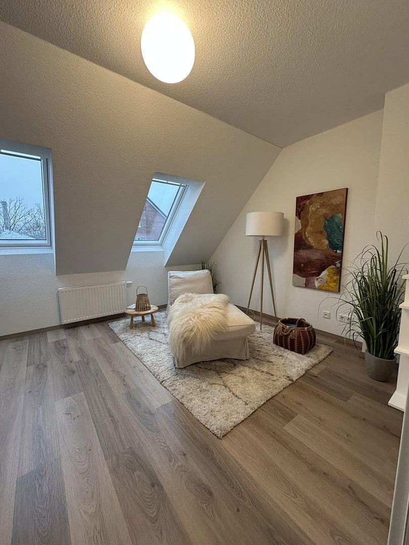 Pronájem domu 132 m², pozemek 163 m², Hans-Hackmack-Straße, Bremen, Bremen Pronájem domu 132 m², pozemek 163 m², Hans-Hackmack-Straße, Bremen, Bremen