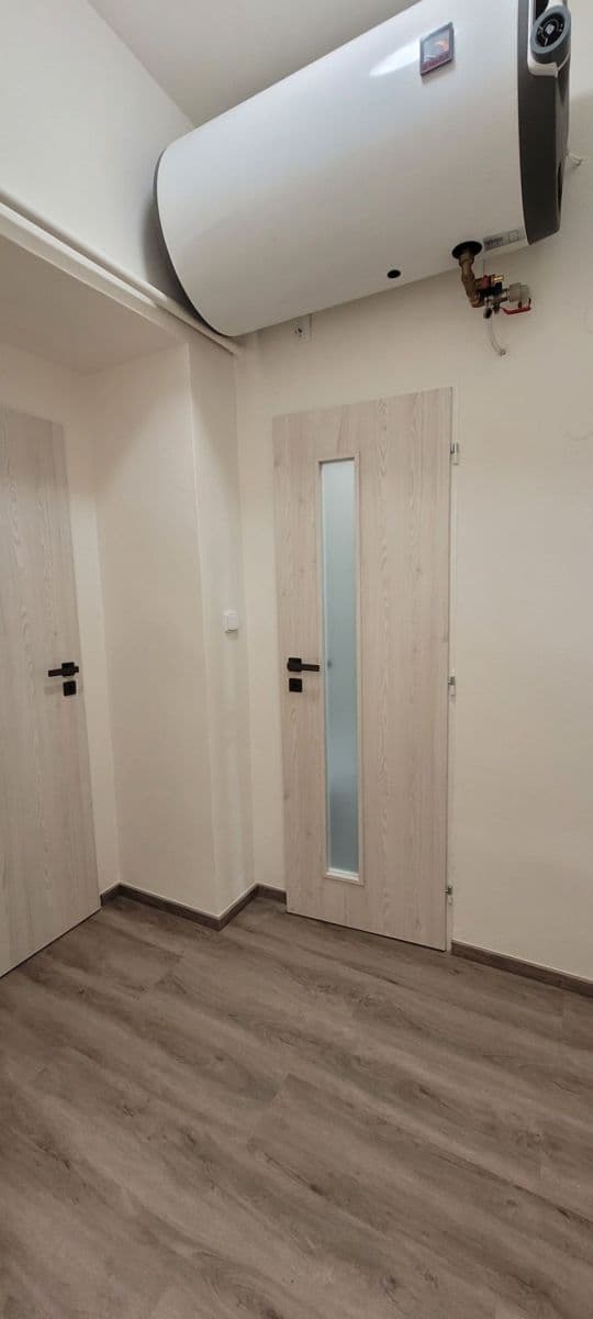 Pronájem bytu 2+kk 43 m², Horní, Praha, Praha Pronájem bytu 2+kk 43 m², Horní, Praha, Praha