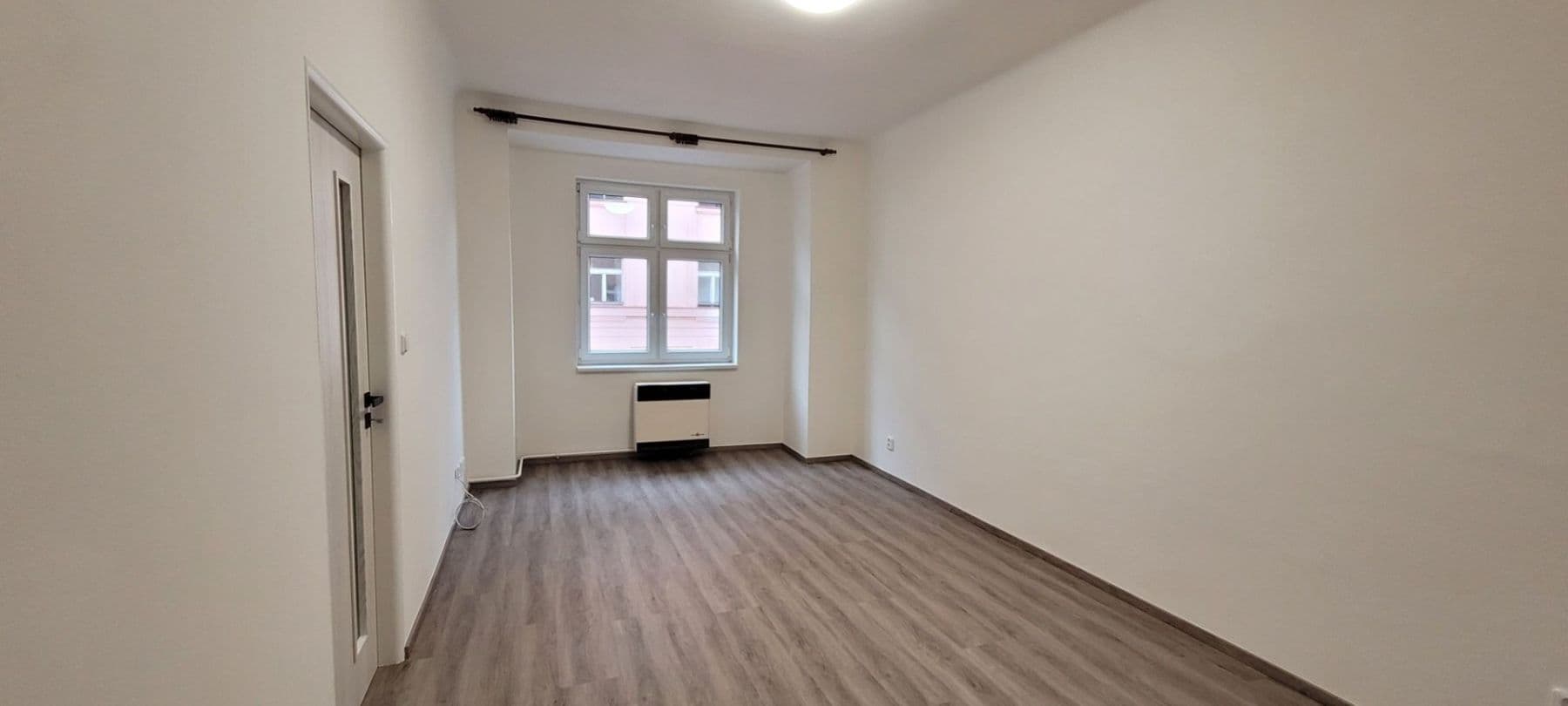 Pronájem bytu 2+kk 43 m², Horní, Praha, Praha Pronájem bytu 2+kk 43 m², Horní, Praha, Praha