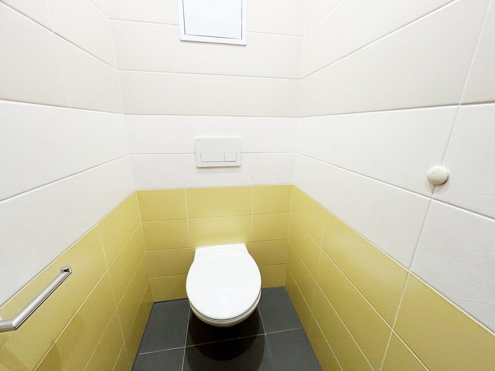 Pronájem bytu 3+kk 83 m², Václavská, Kolín, Středočeský kraj Pronájem bytu 3+kk 83 m², Václavská, Kolín, Středočeský kraj