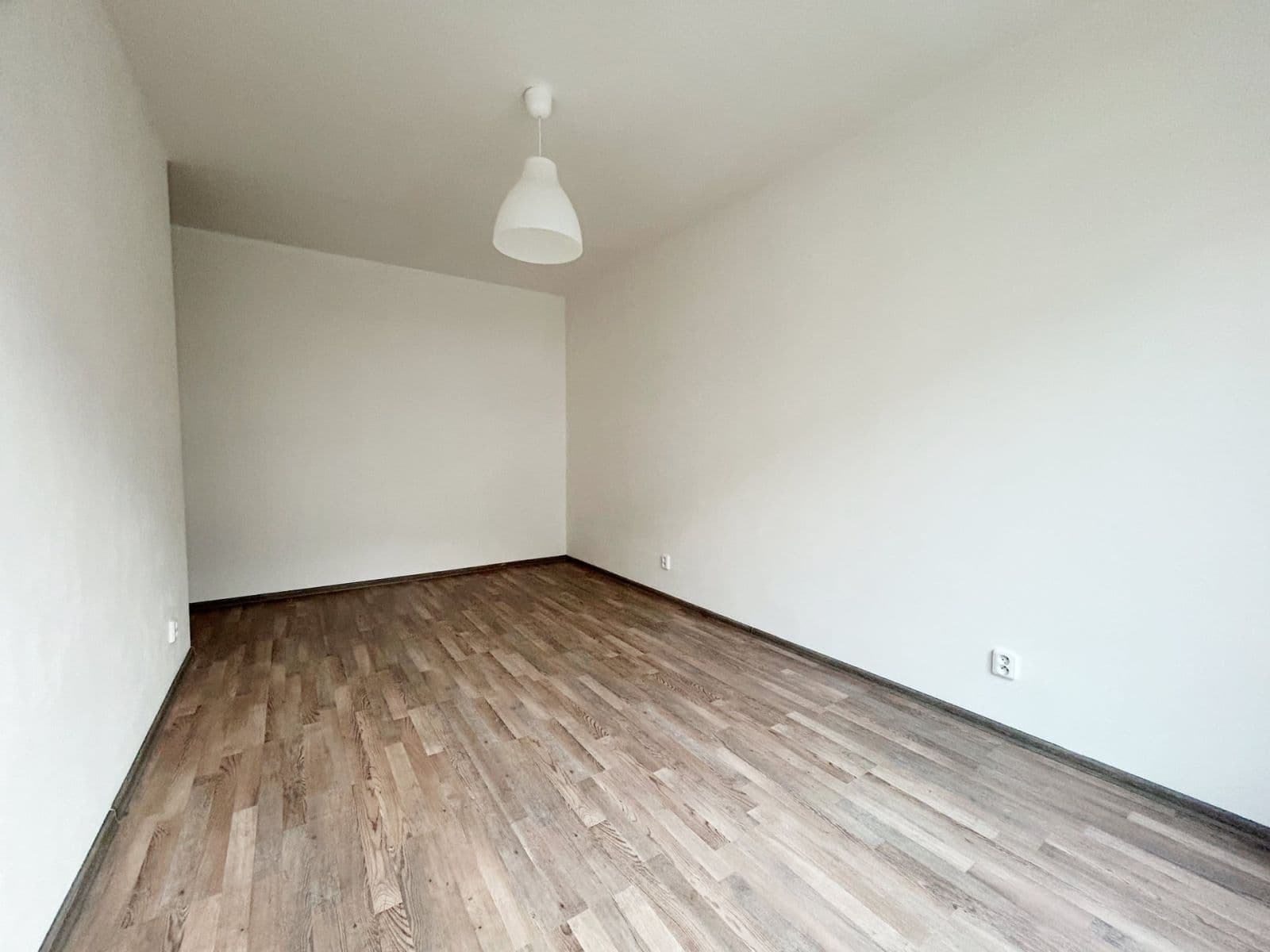 Pronájem bytu 3+kk 83 m², Václavská, Kolín, Středočeský kraj Pronájem bytu 3+kk 83 m², Václavská, Kolín, Středočeský kraj
