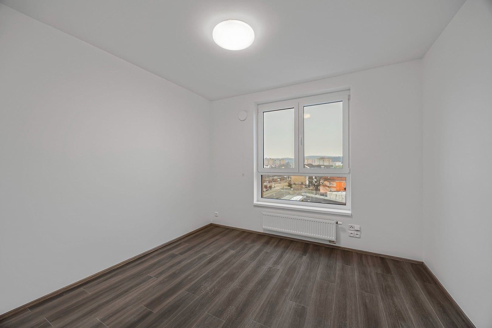 Pronájem bytu 2+kk 51 m², Nádražní, Kralupy nad Vltavou, Středočeský kraj Pronájem bytu 2+kk 51 m², Nádražní, Kralupy nad Vltavou, Středočeský kraj