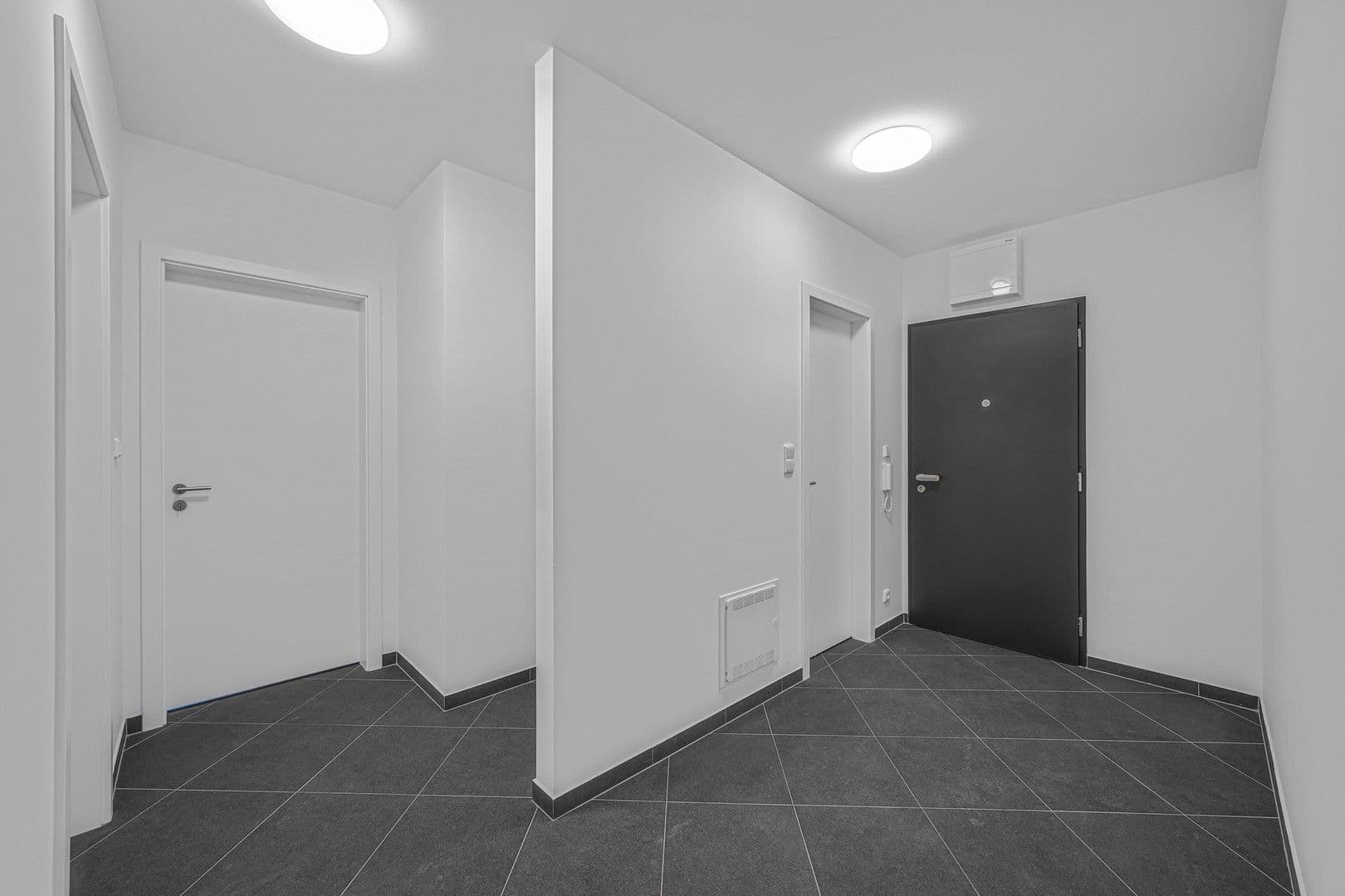 Pronájem bytu 2+kk 51 m², Nádražní, Kralupy nad Vltavou, Středočeský kraj Pronájem bytu 2+kk 51 m², Nádražní, Kralupy nad Vltavou, Středočeský kraj