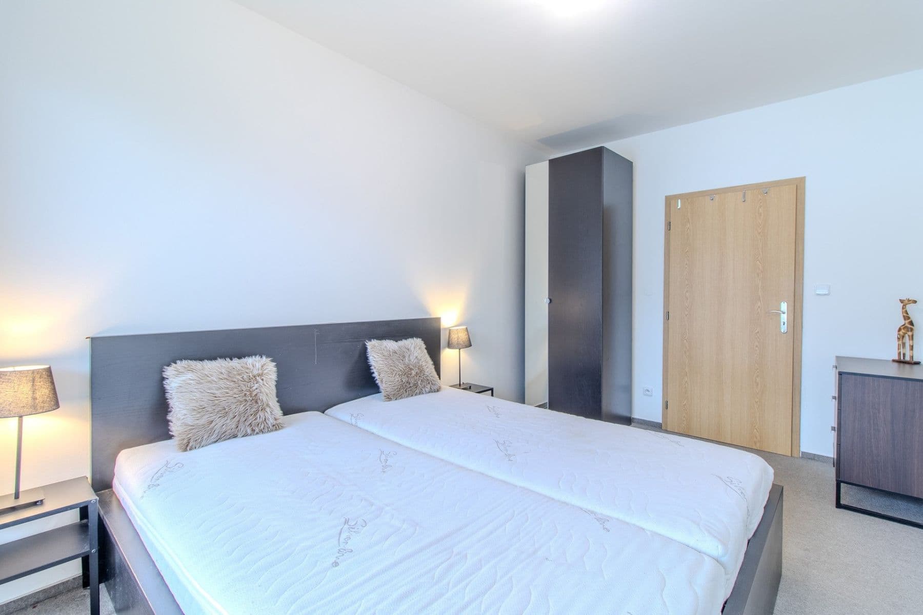 Pronájem bytu 2+kk 54 m², V dolině, Praha, Praha Pronájem bytu 2+kk 54 m², V dolině, Praha, Praha