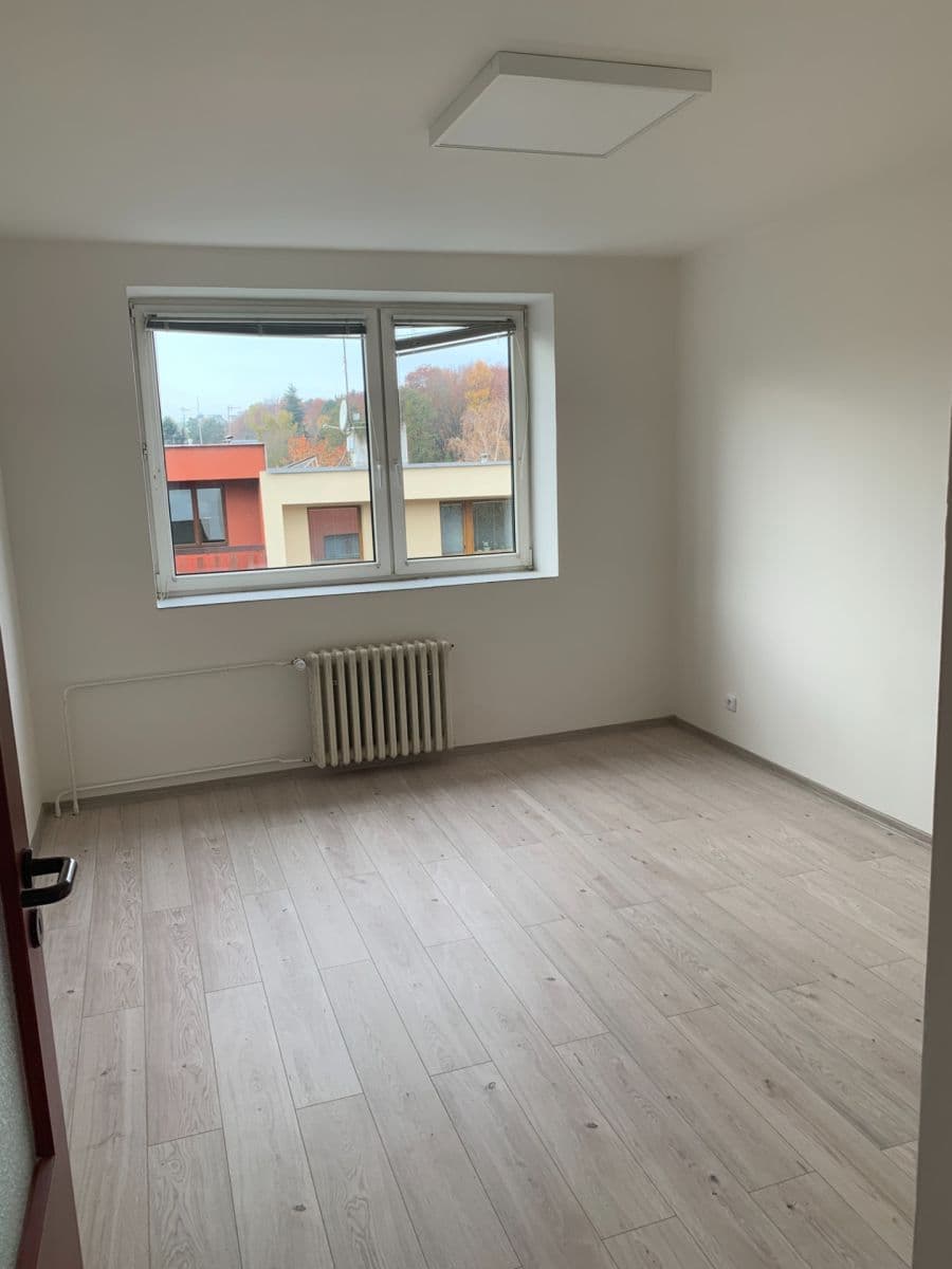 Prodej bytu 3+1 80 m², Staňkova, Praha, Praha Prodej bytu 3+1 80 m², Staňkova, Praha, Praha