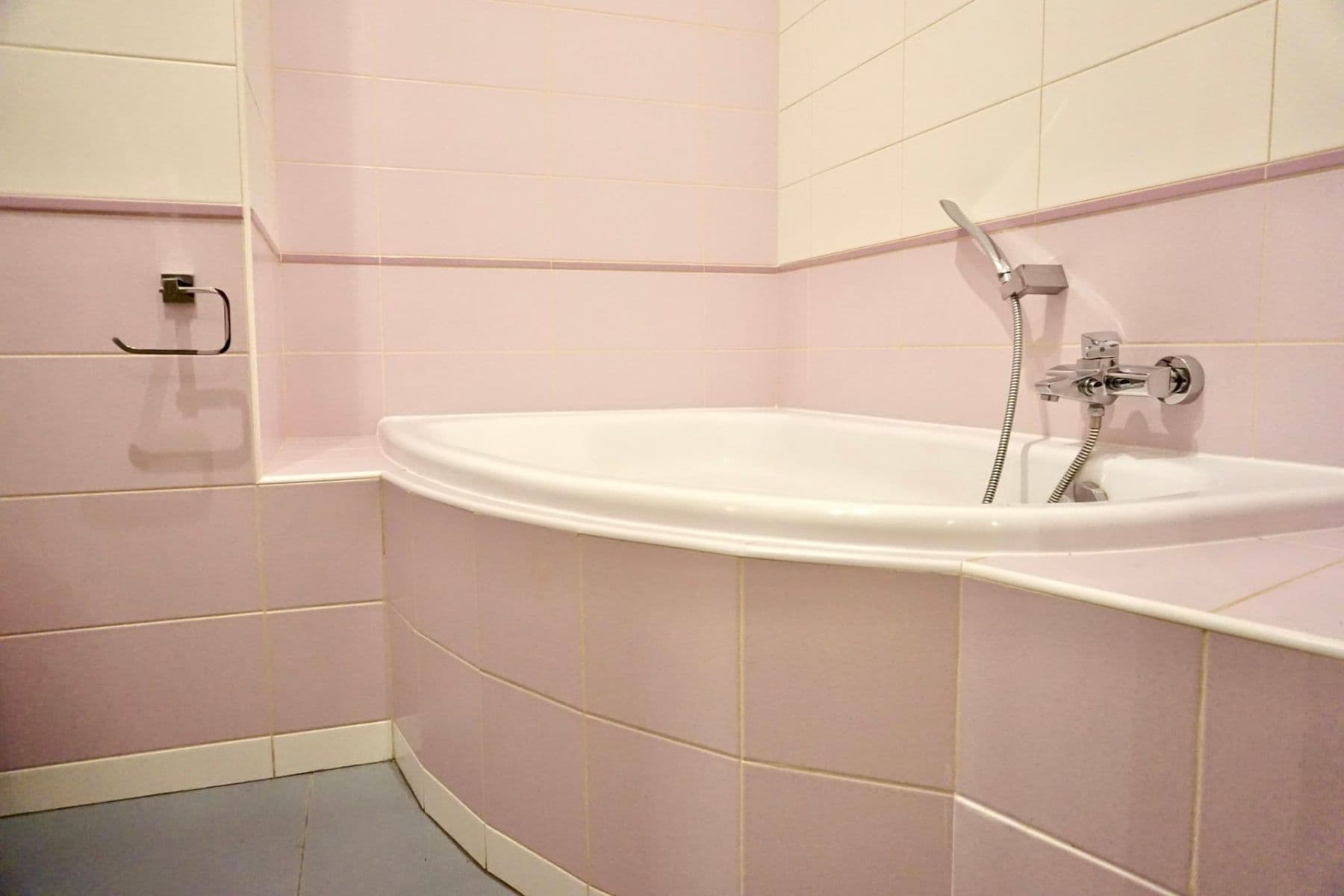 Pronájem bytu 2+kk 40 m², Bryksova, Praha, Praha Pronájem bytu 2+kk 40 m², Bryksova, Praha, Praha