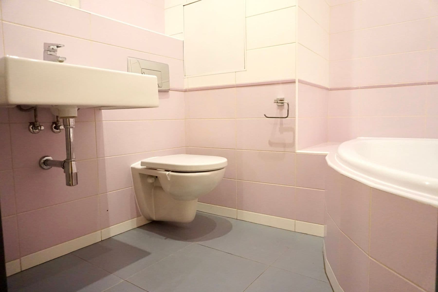 Pronájem bytu 2+kk 40 m², Bryksova, Praha, Praha Pronájem bytu 2+kk 40 m², Bryksova, Praha, Praha