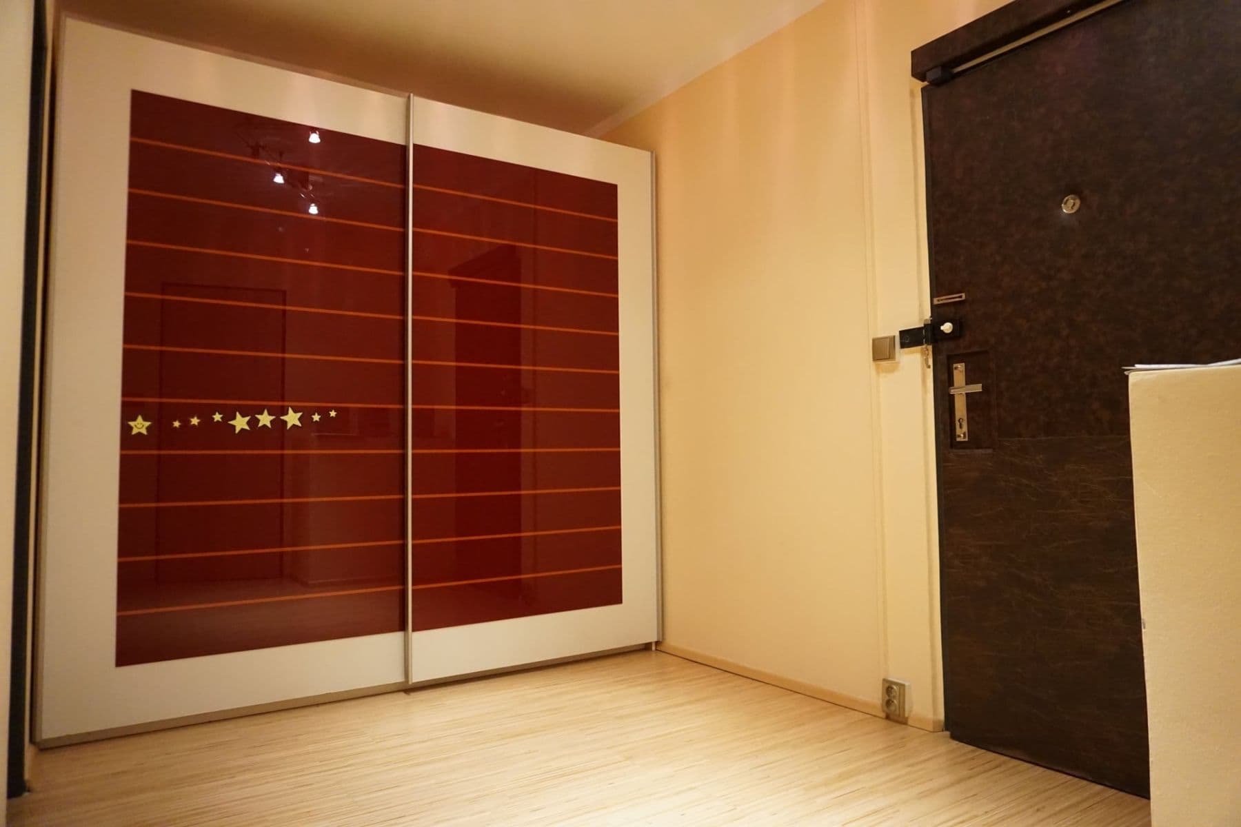 Pronájem bytu 2+kk 40 m², Bryksova, Praha, Praha Pronájem bytu 2+kk 40 m², Bryksova, Praha, Praha