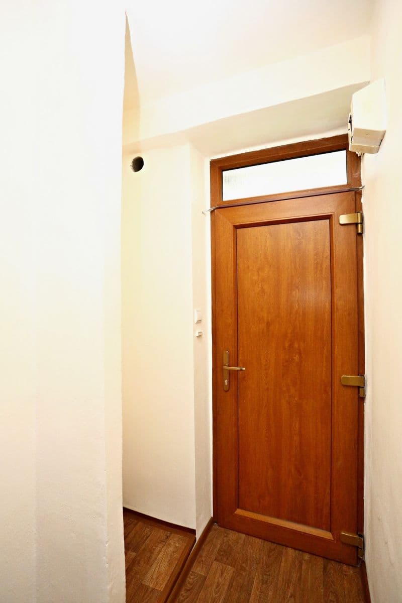 Prodej bytu 1+1 48 m², Gen. Kholla, Příbram, Středočeský kraj Prodej bytu 1+1 48 m², Gen. Kholla, Příbram, Středočeský kraj